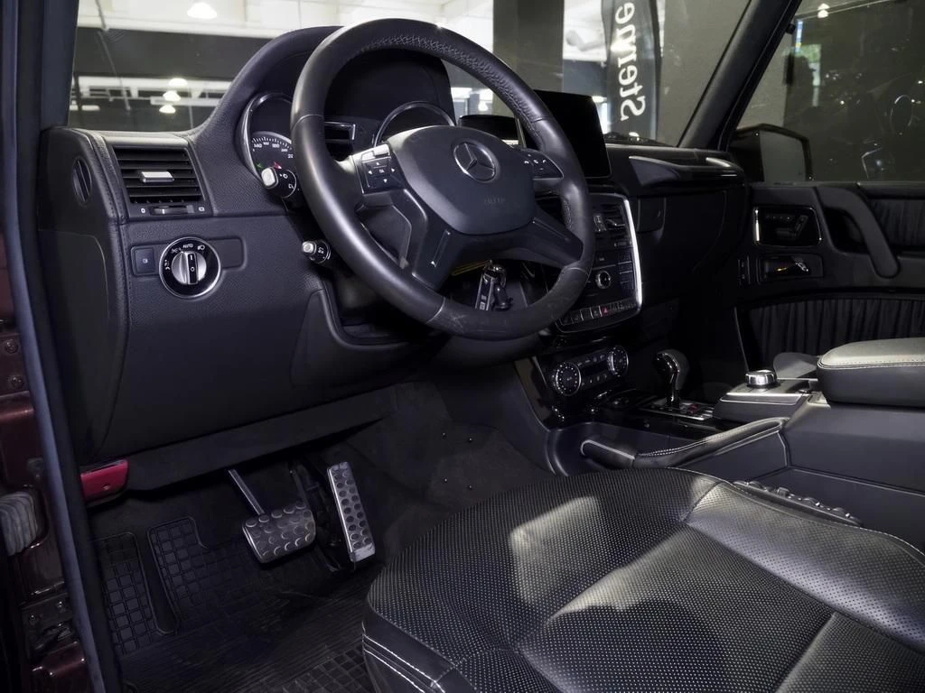 Mercedes-Benz-G-Klasse 500-image-7