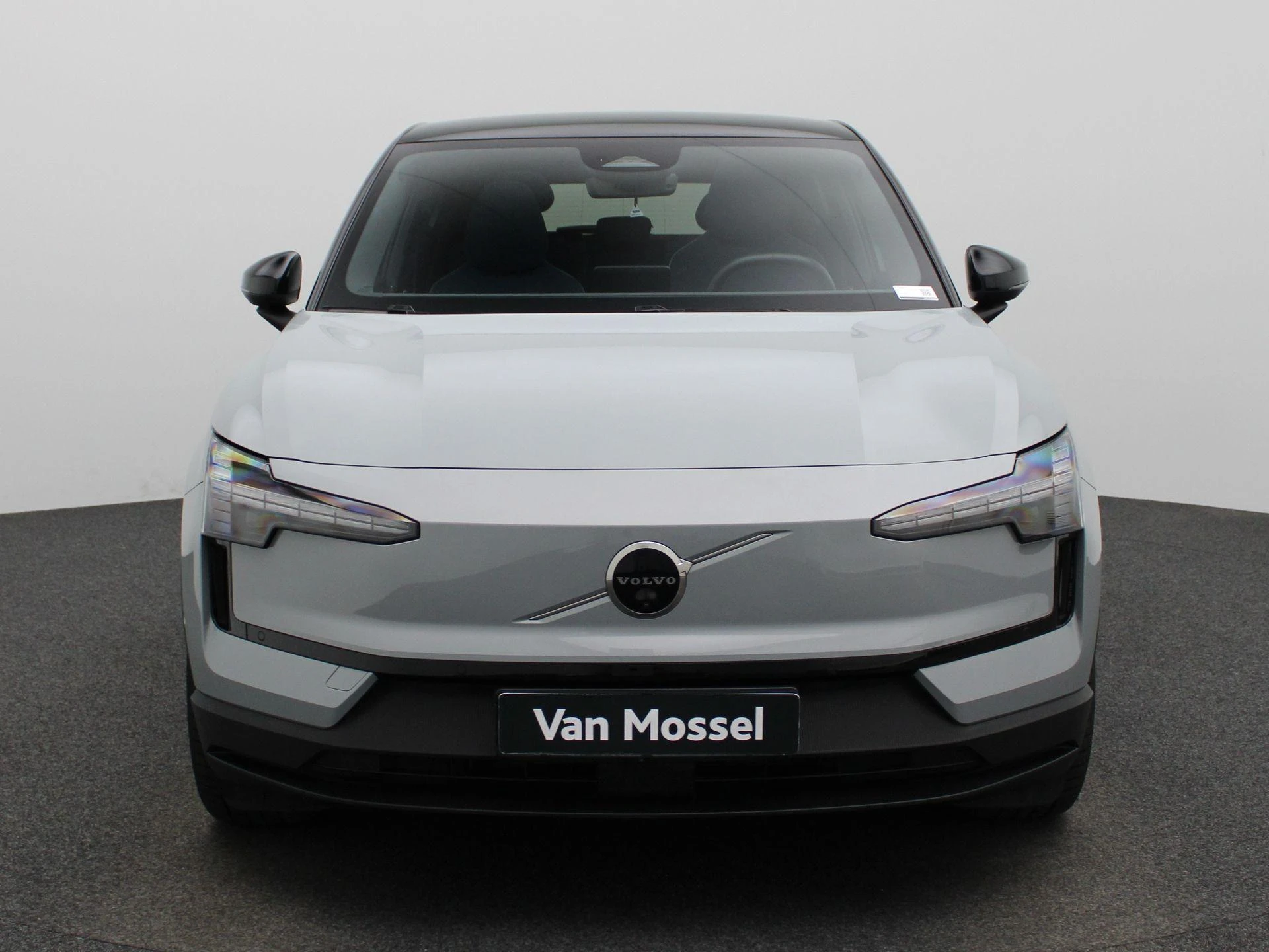 Volvo-EX30-image-2