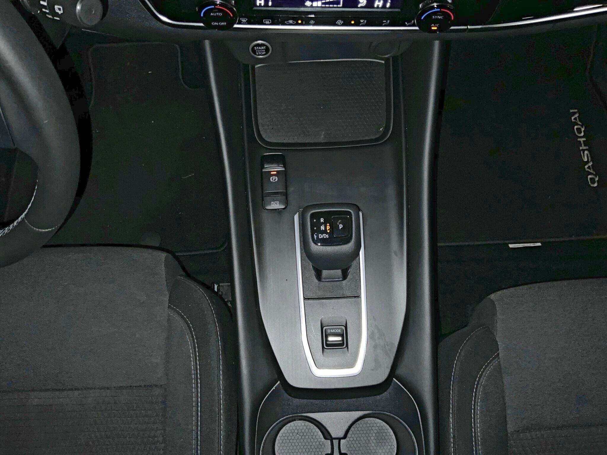 Nissan-QASHQAI-image-13