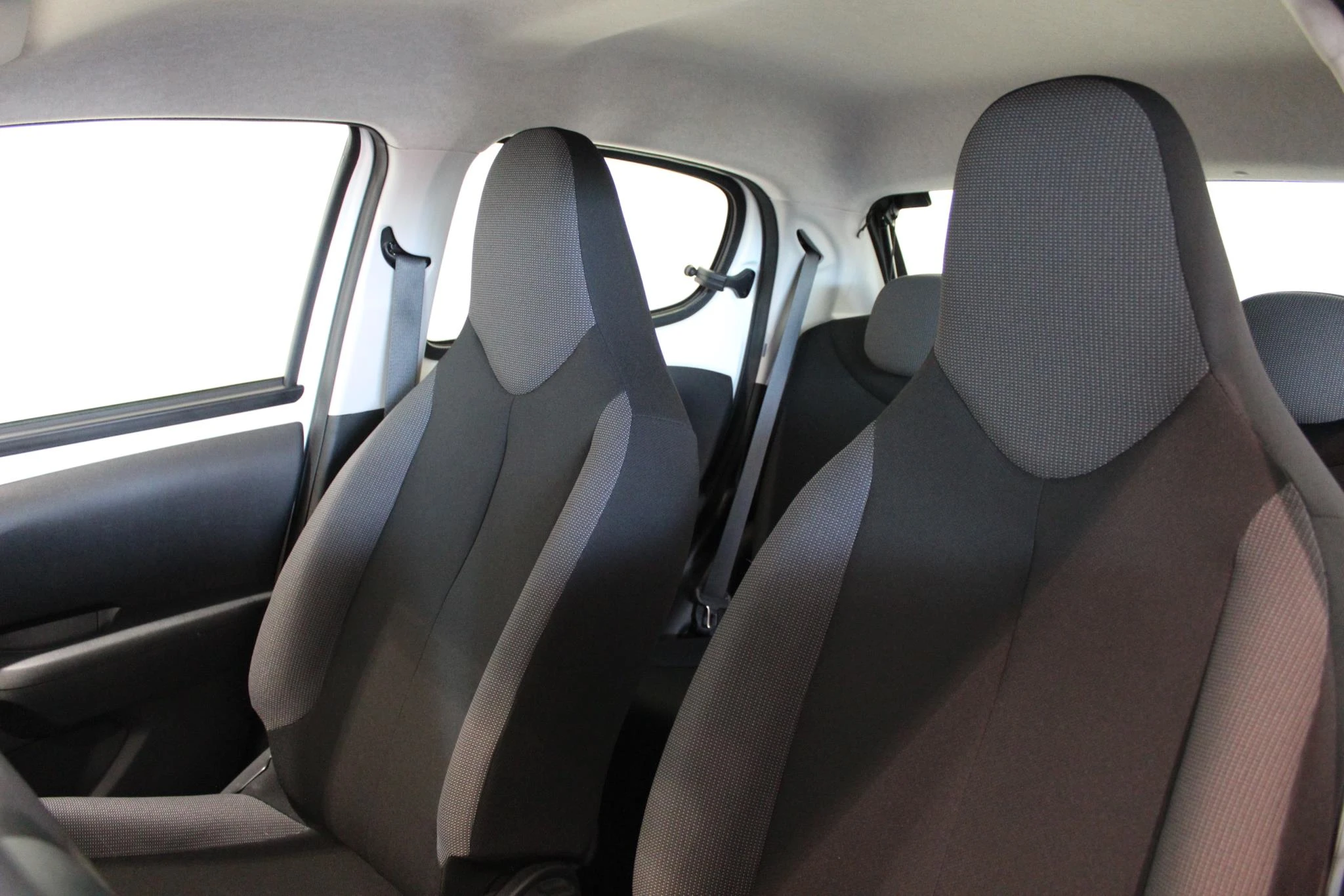 Peugeot-108-image-10