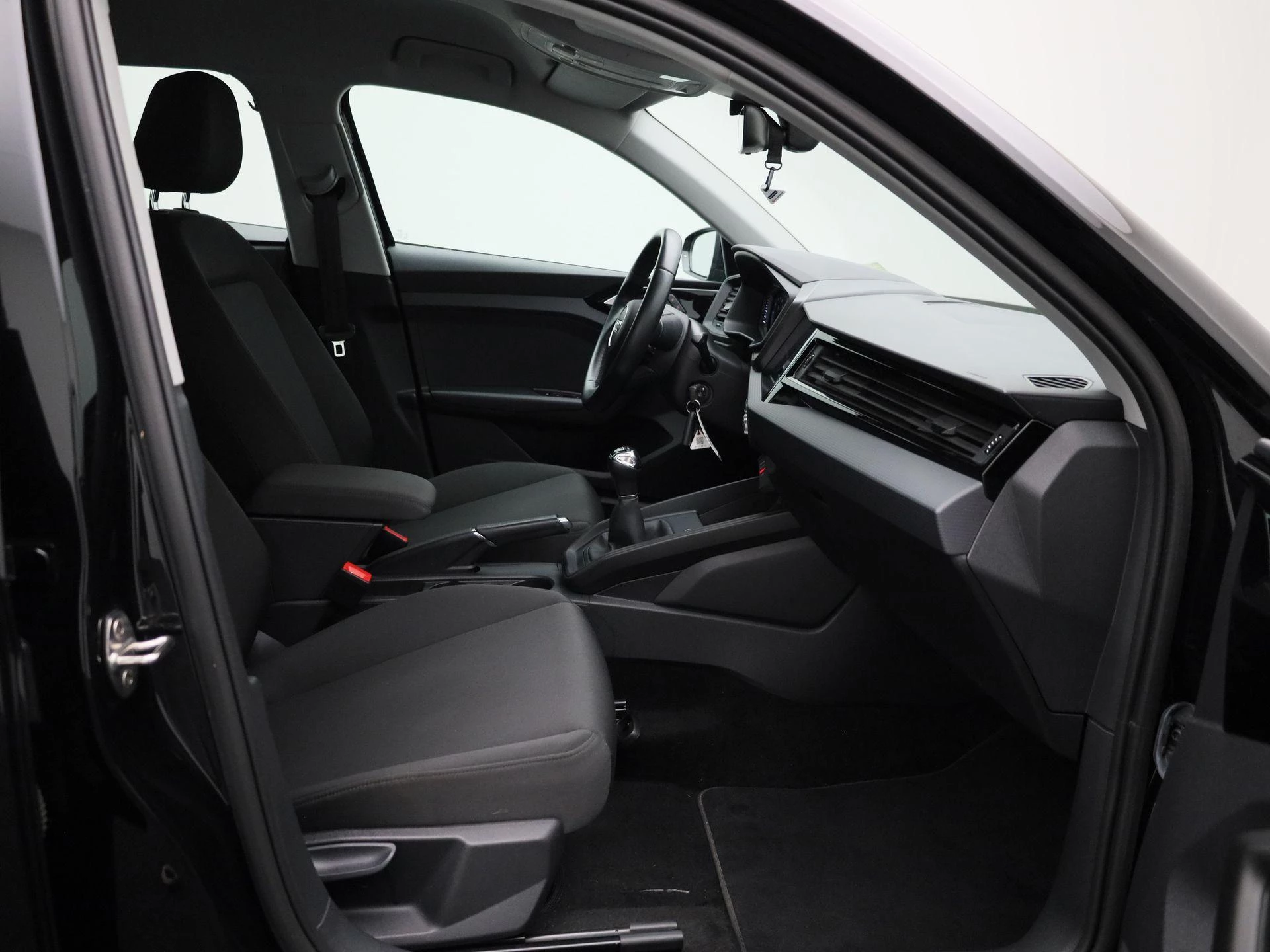 Audi-A1 Sportback-image-33