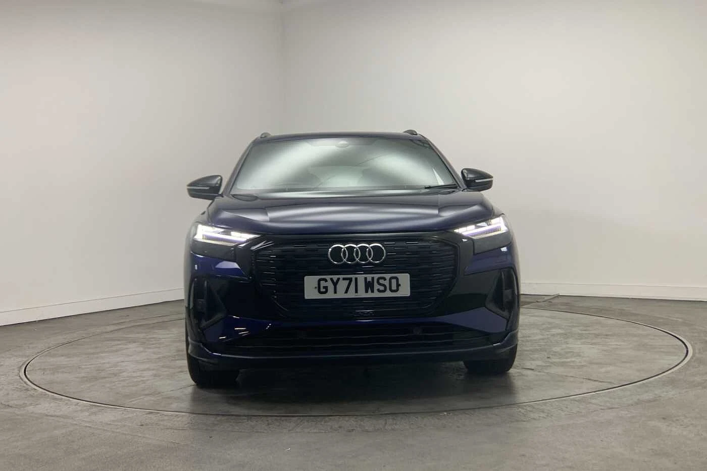 Audi-Q4 e-tron-image-6