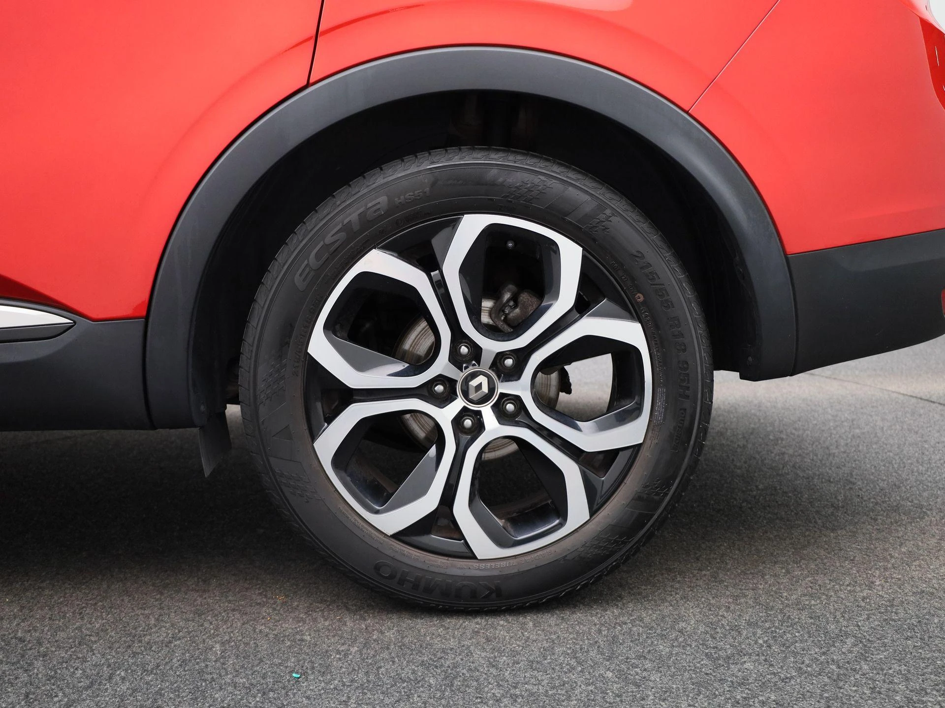 Renault-Arkana-image-12