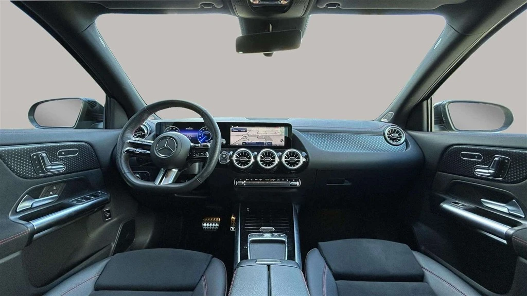 Mercedes-Benz-EQA-image-12