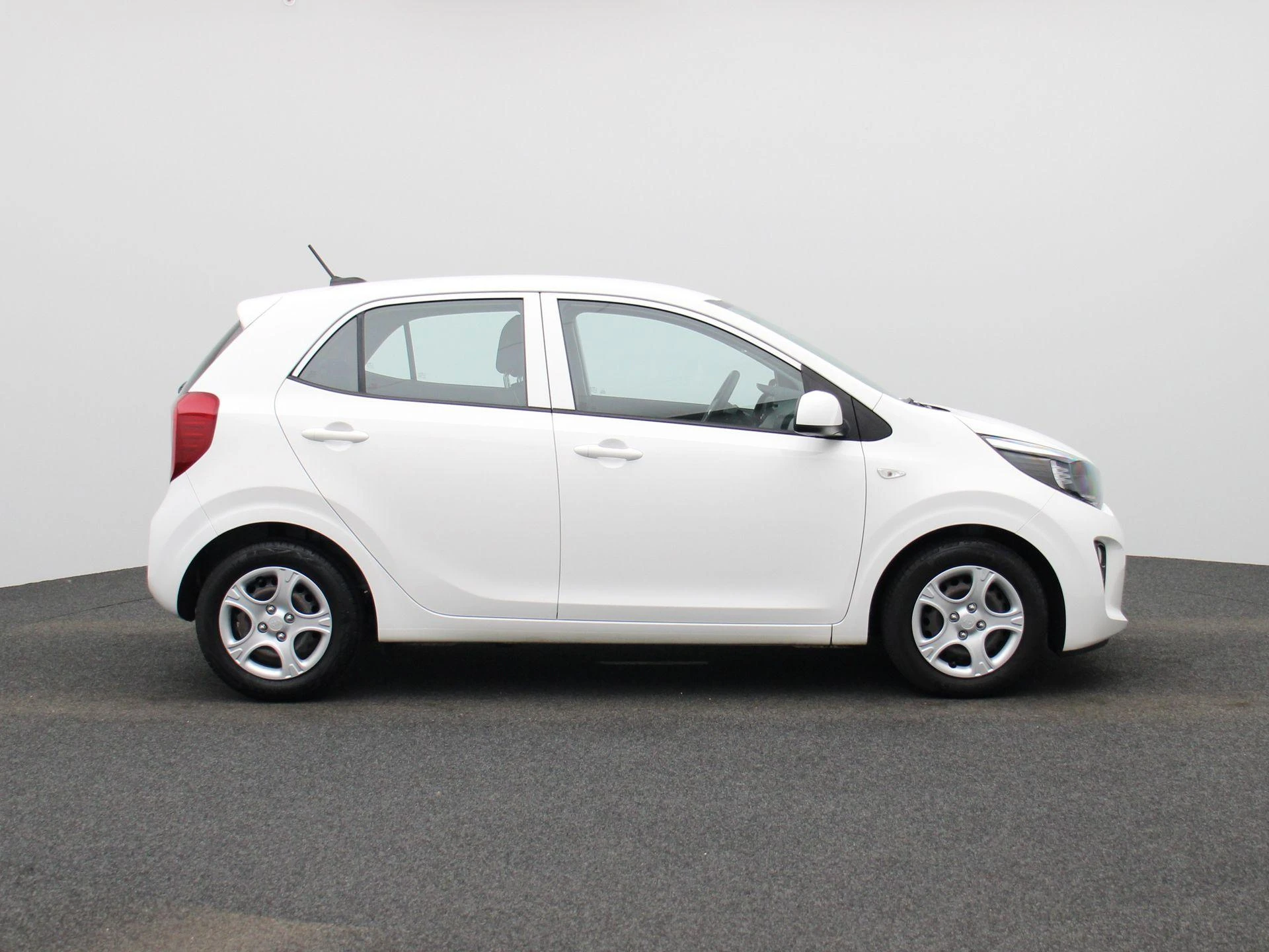 Kia-Picanto-image-5