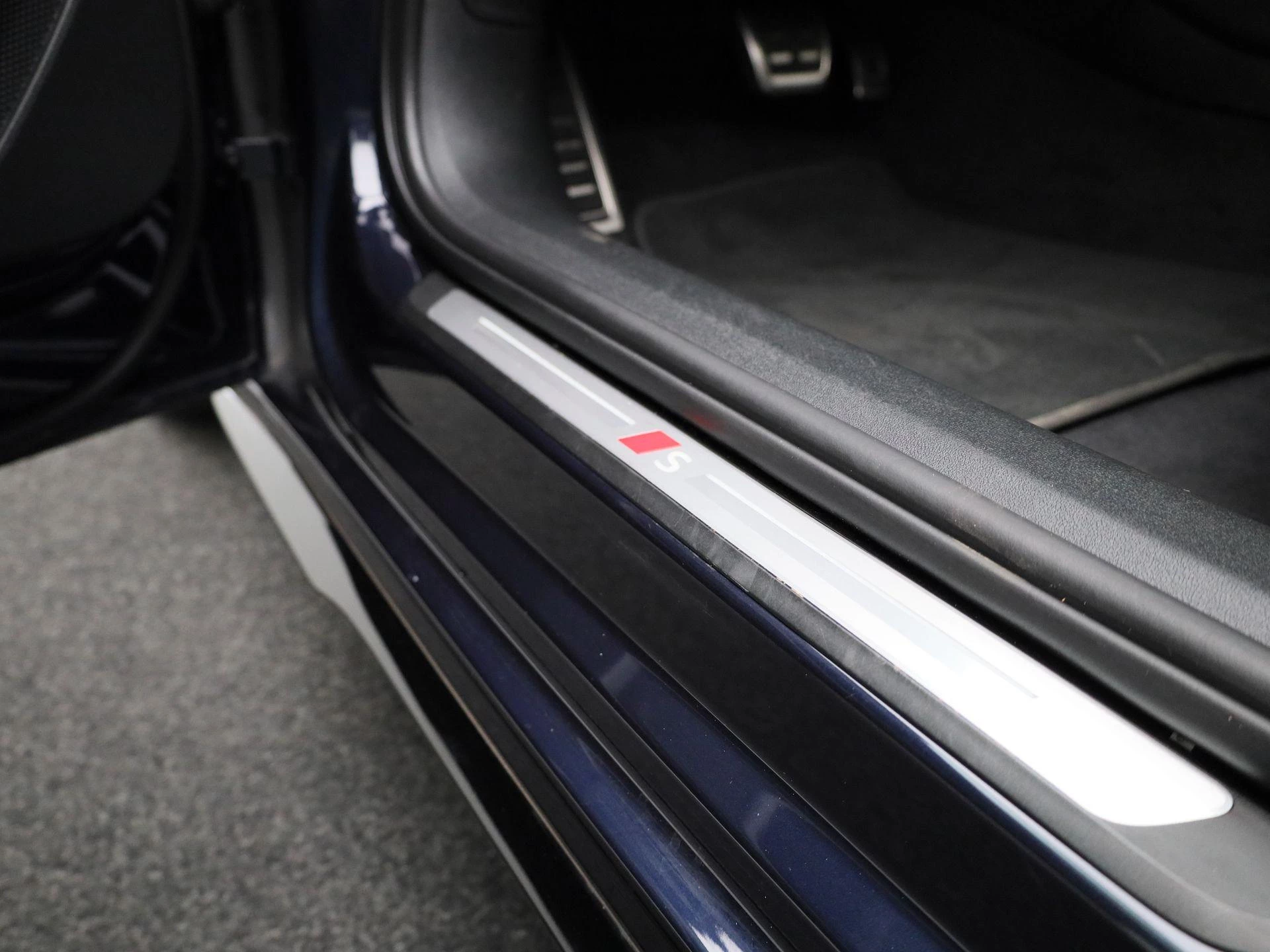 Audi A5 Avant 2.0 e-hybrid quattro S edition Competition