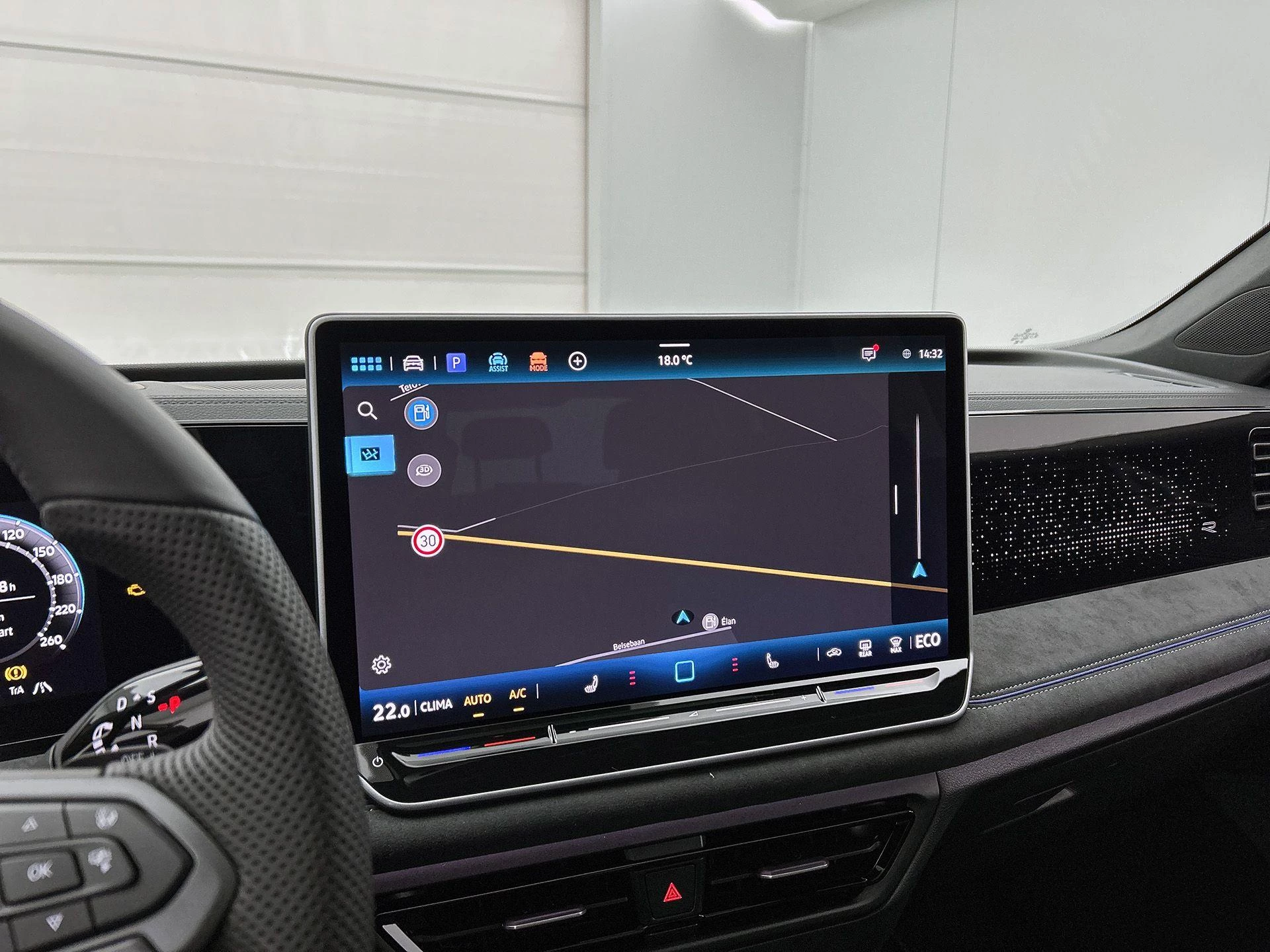Volkswagen-Tiguan-image-32