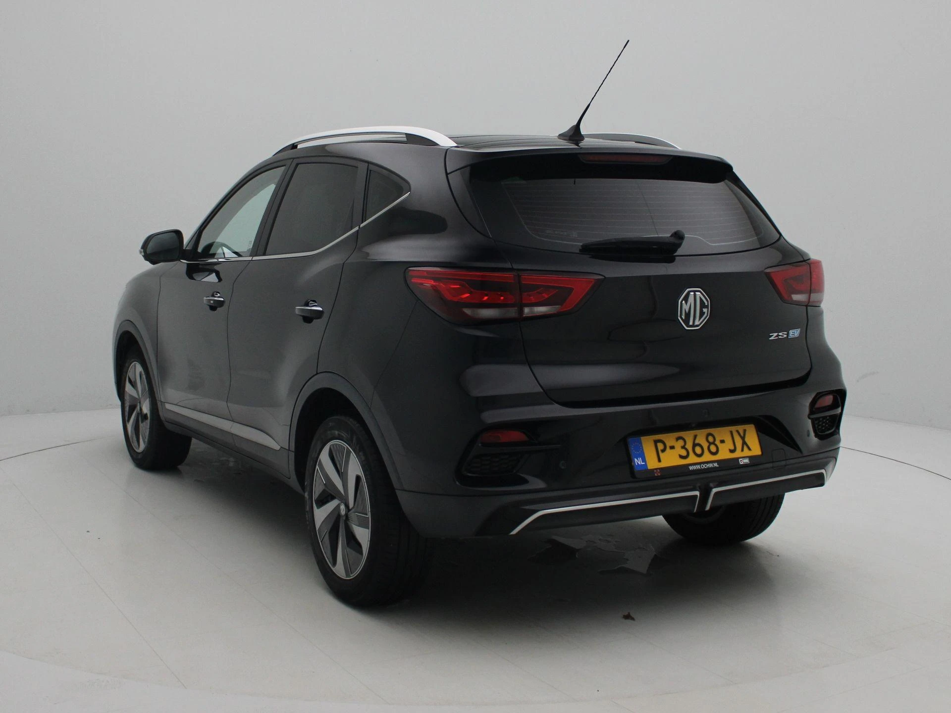 MG-ZS EV-image-2