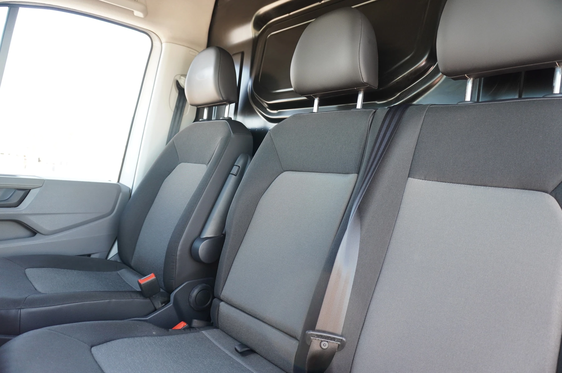 Volkswagen-Crafter-image-8