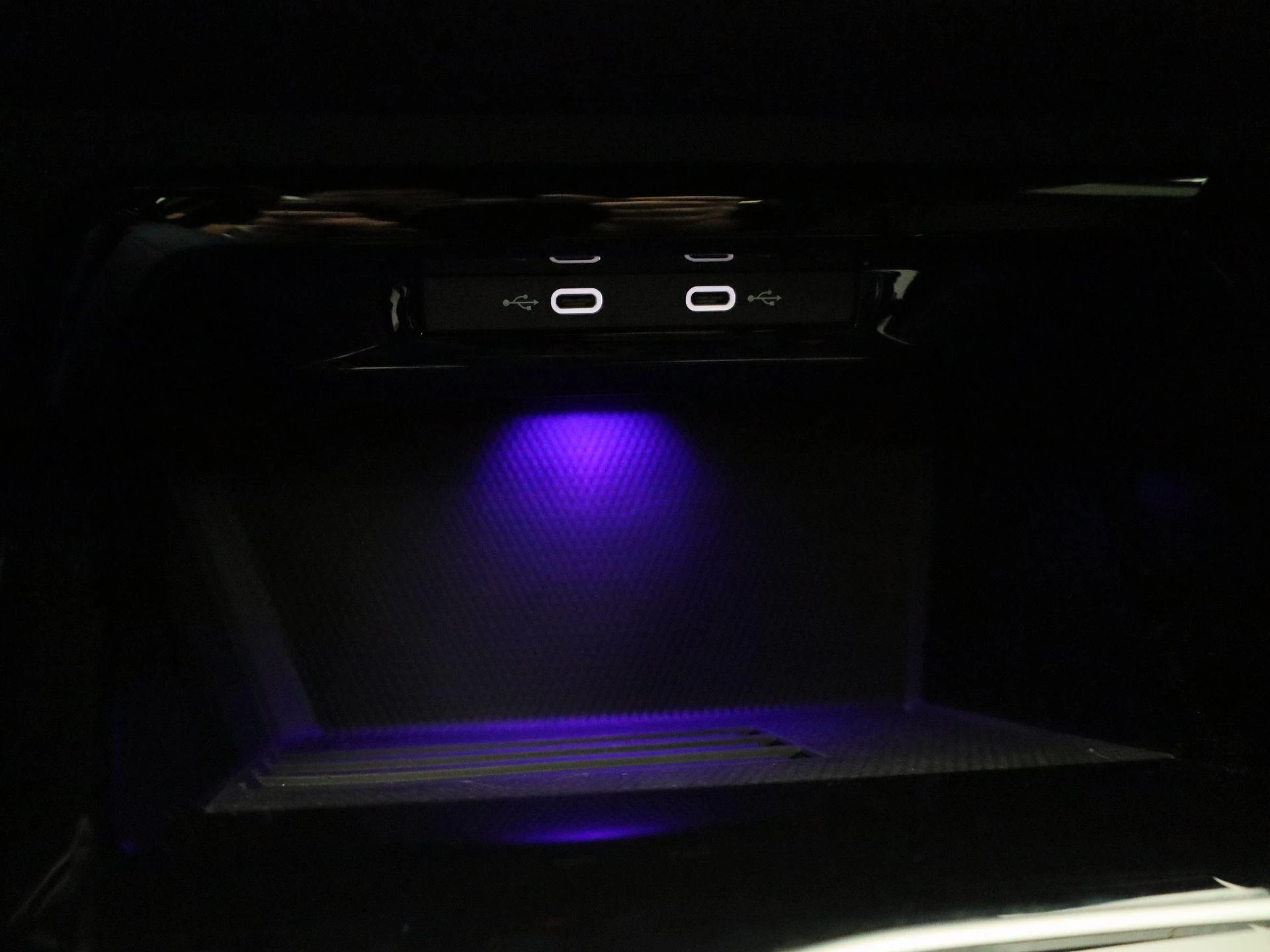 Volkswagen Golf 1.5 eTSI R-Line Edition