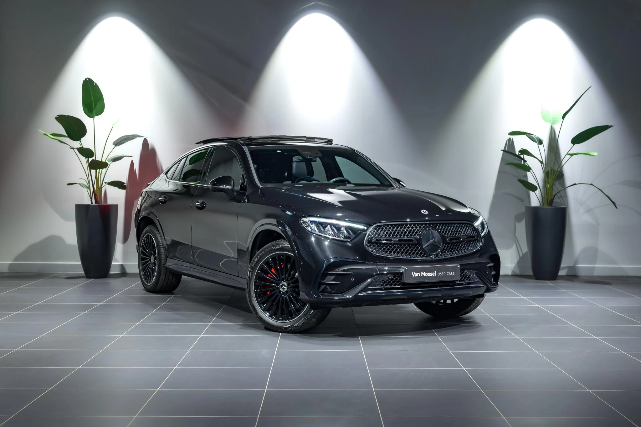 Mercedes-Benz-GLC-image-2