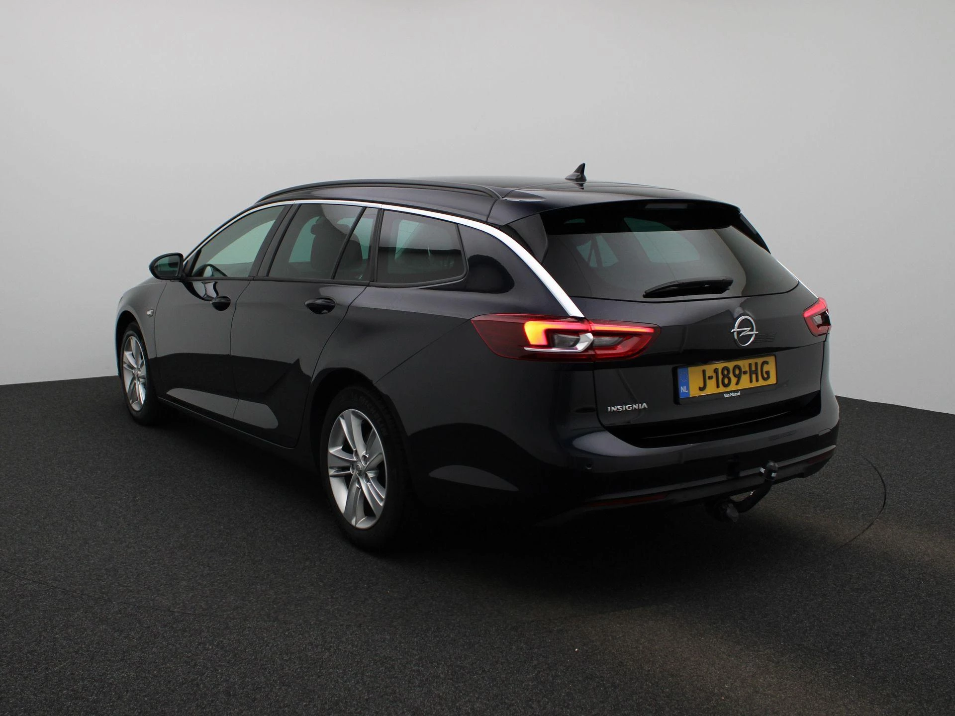 Opel-Insignia-image-1