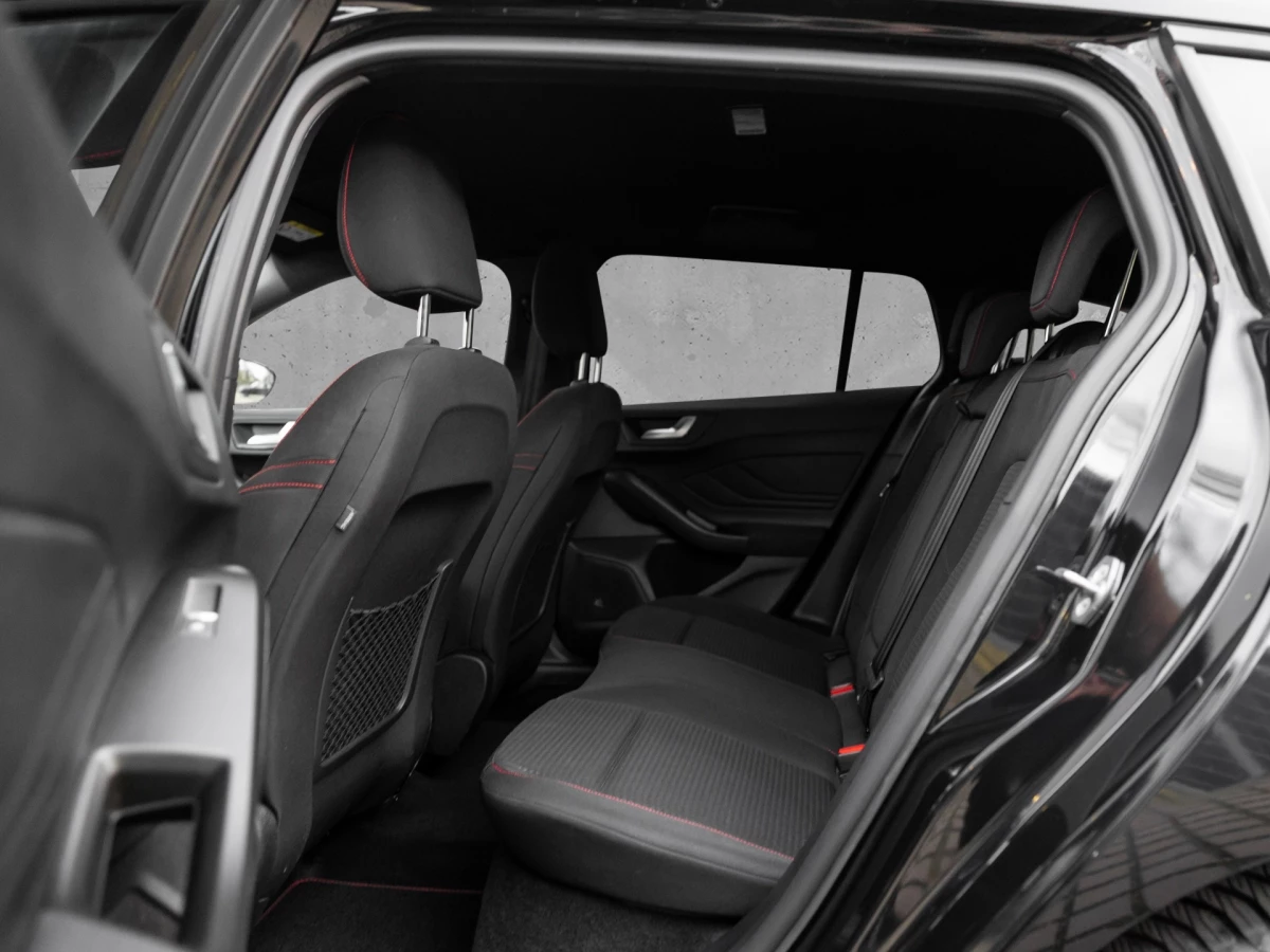 Ford-Focus-image-10