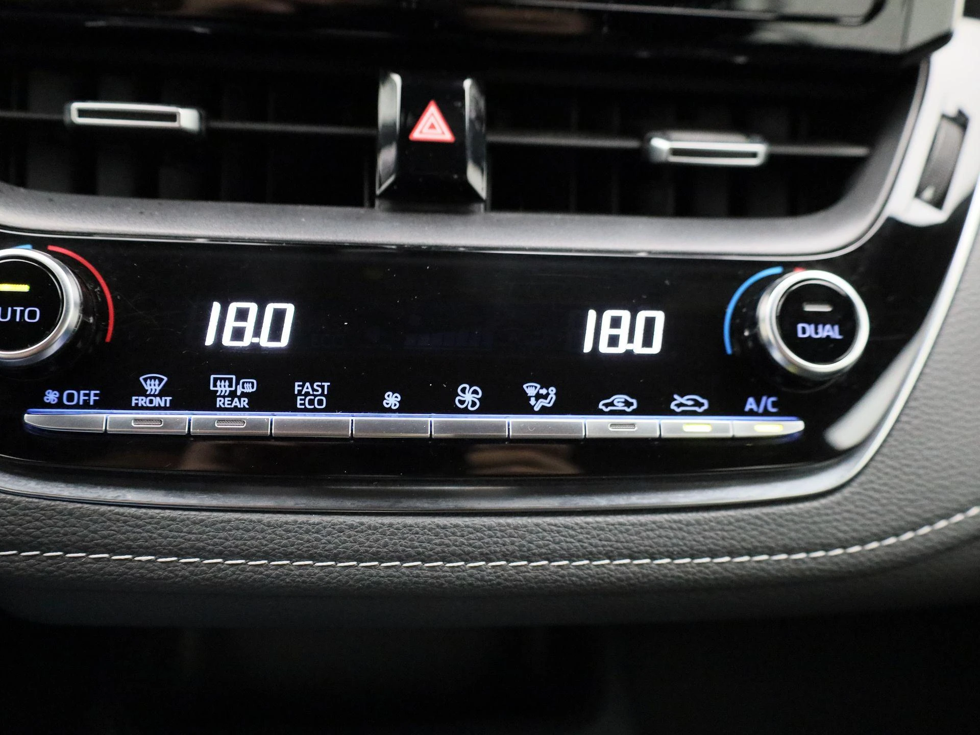 Toyota-Corolla-image-18