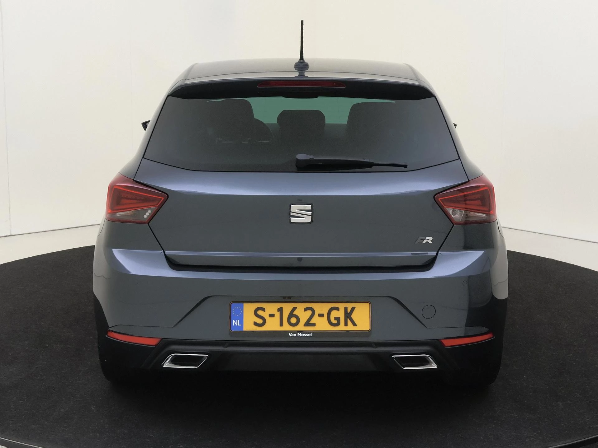 SEAT-Ibiza-image-9