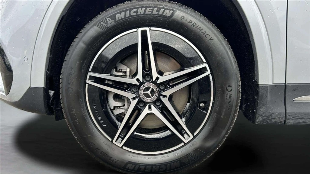 Mercedes-Benz-EQA-image-8