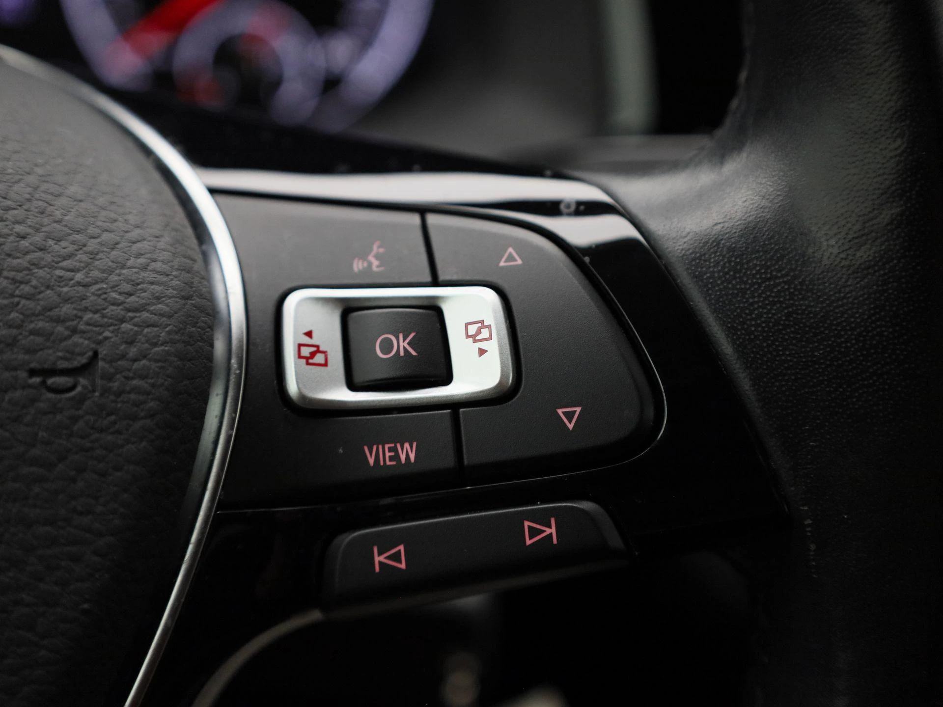 Volkswagen-Polo-image-26