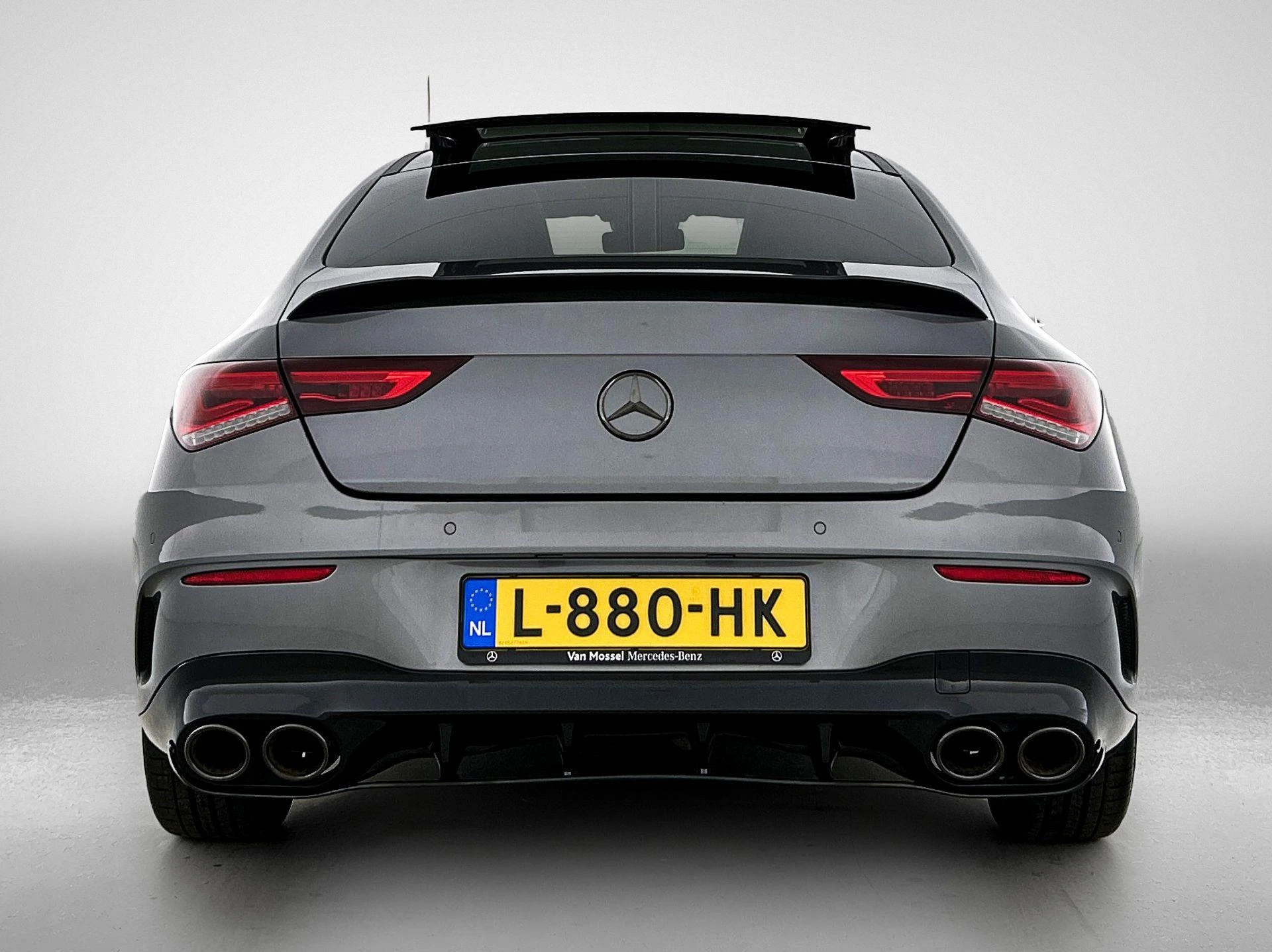 Mercedes-Benz-CLA-image-2