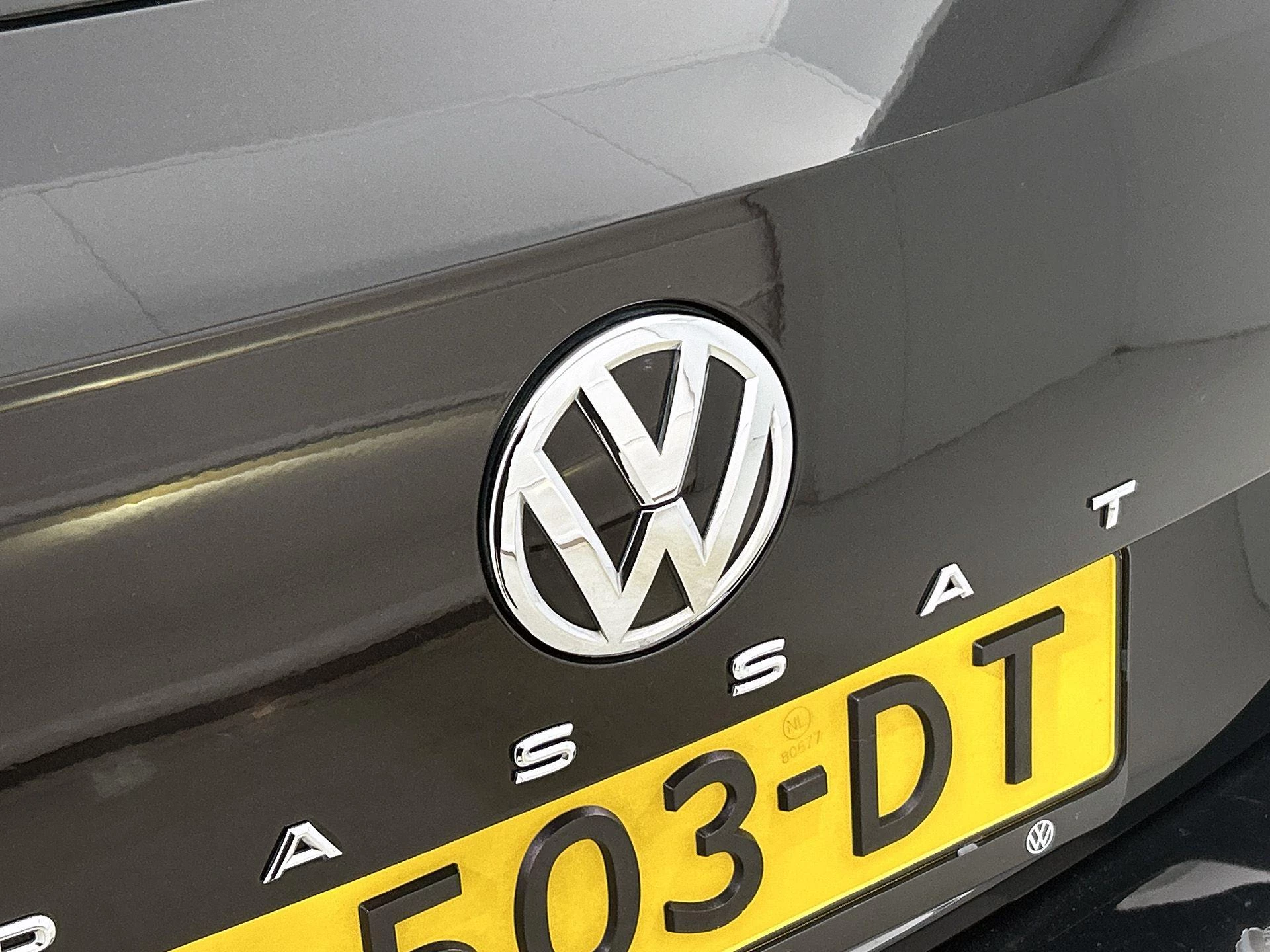 Volkswagen-Passat-image-24