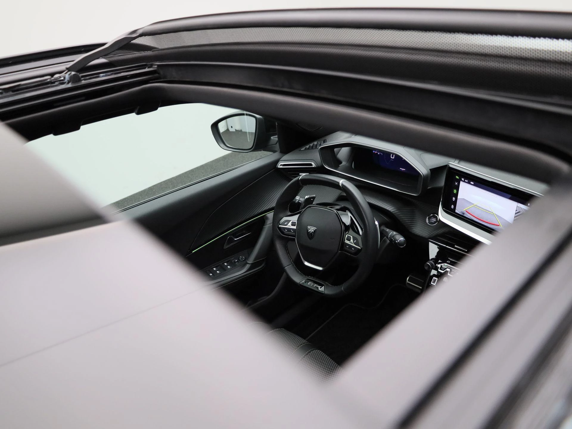 Peugeot-2008-image-43