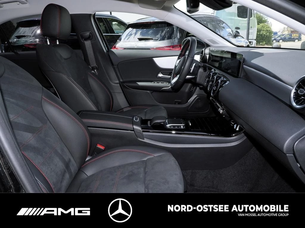 Mercedes-Benz A-Klasse 250 LIMO AMG 4M NAVI TEMPOMAT LED SITZH AMG Line