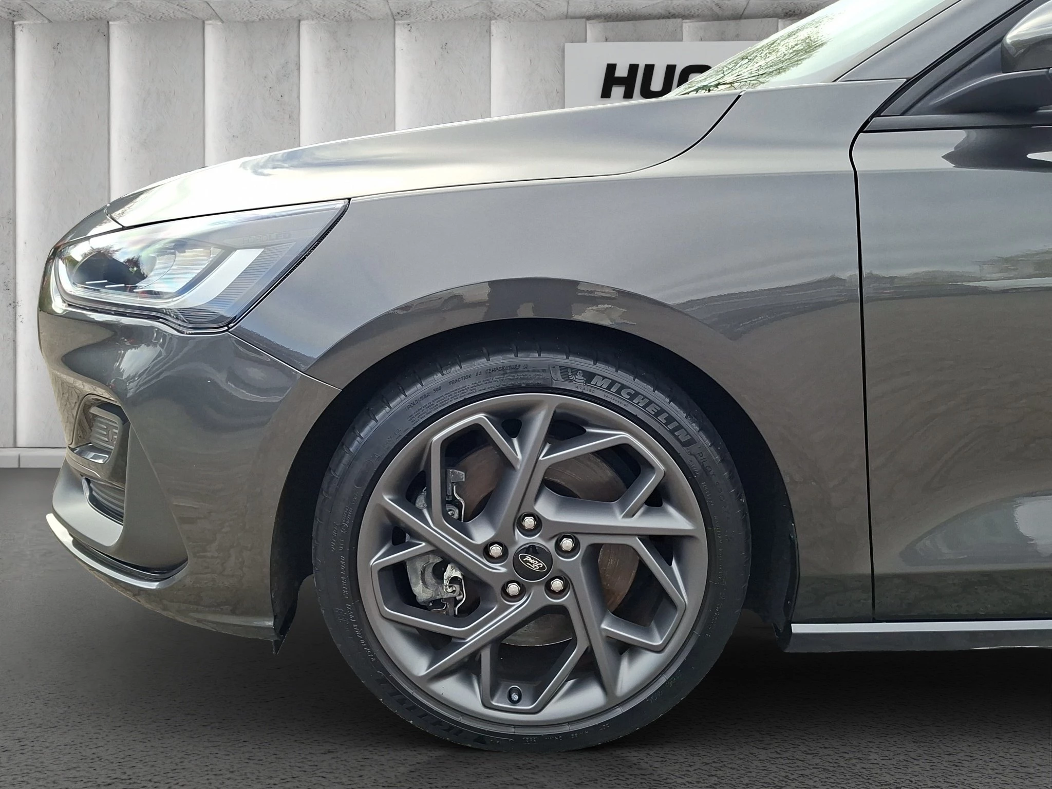 Ford Focus ST ST Turnier 2.3 EB Aut. | LED | AHK | ACC | RFK | SHZ | LMF | Navi