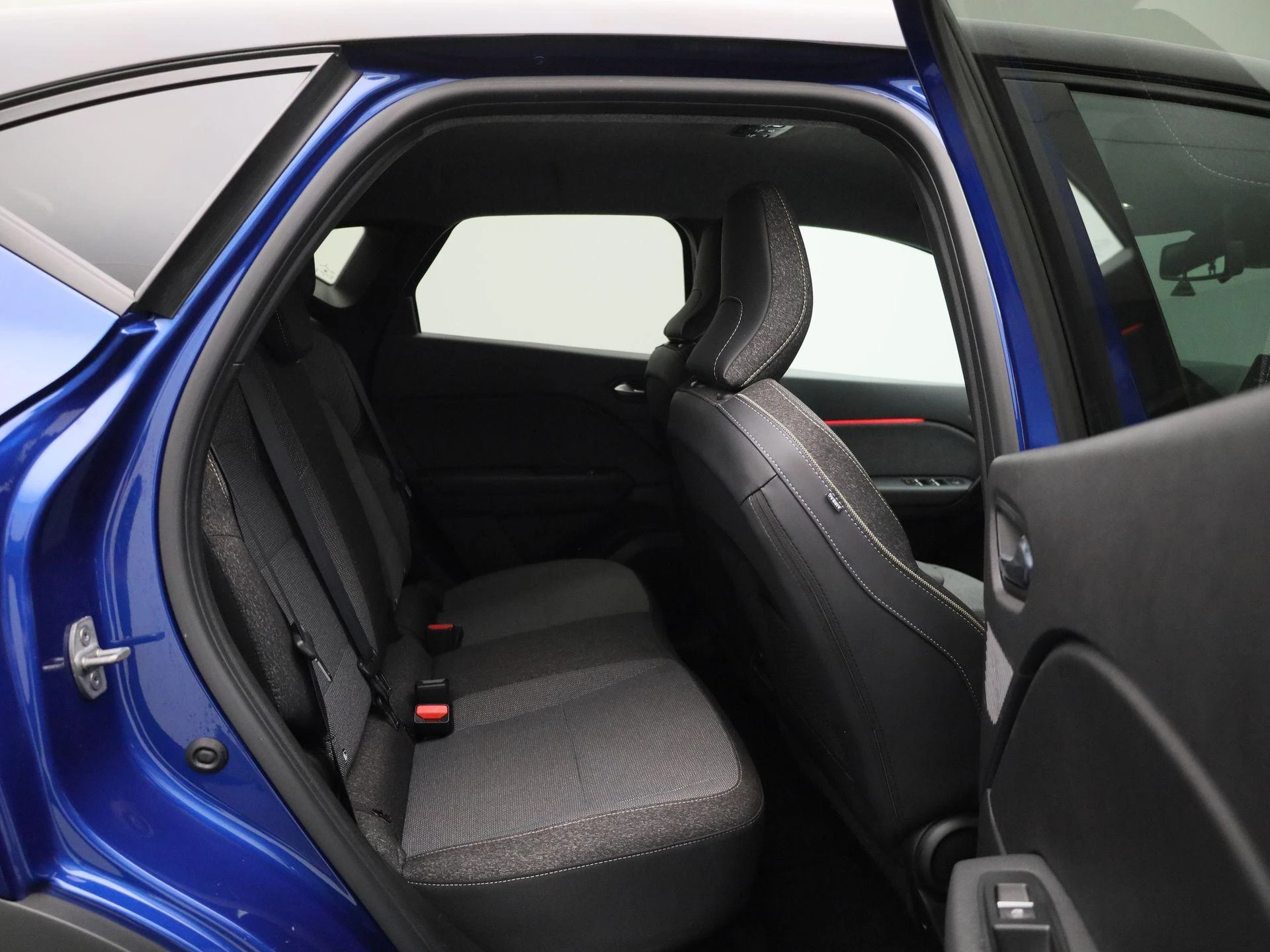 Renault-Captur-image-33