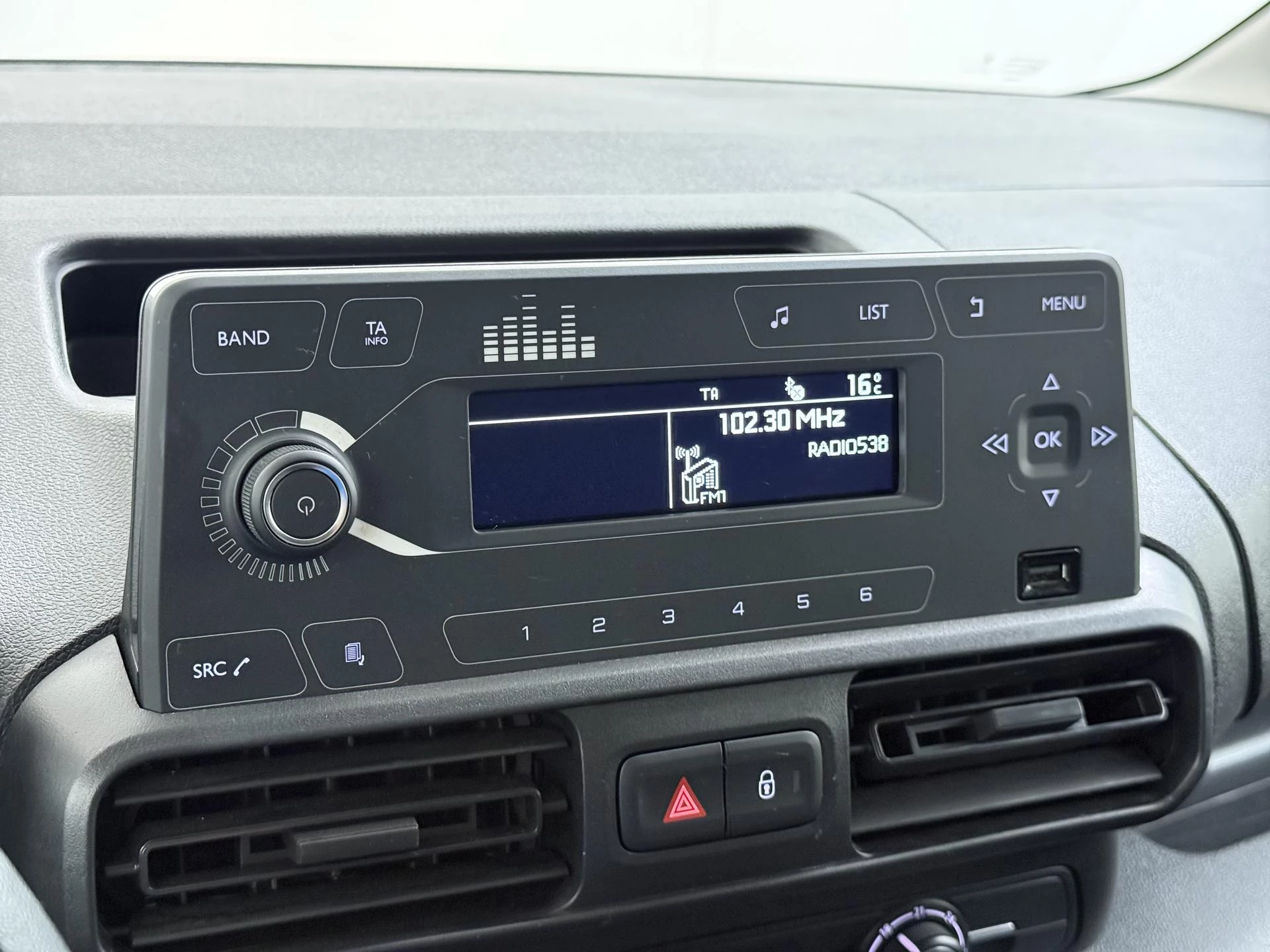 Citroën-Berlingo-image-18