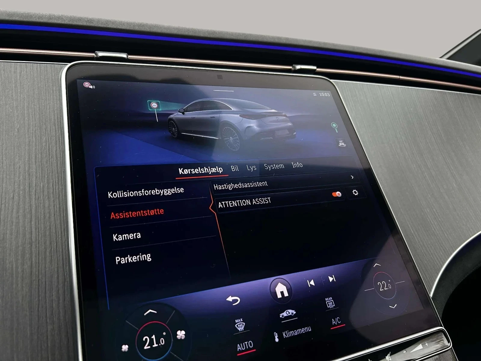 Mercedes-Benz-EQE-image-20