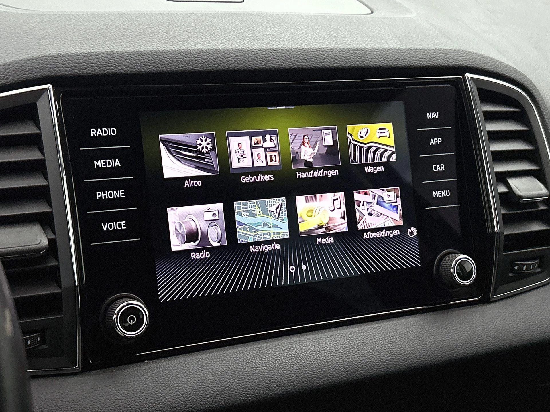 Škoda-Karoq-image-18