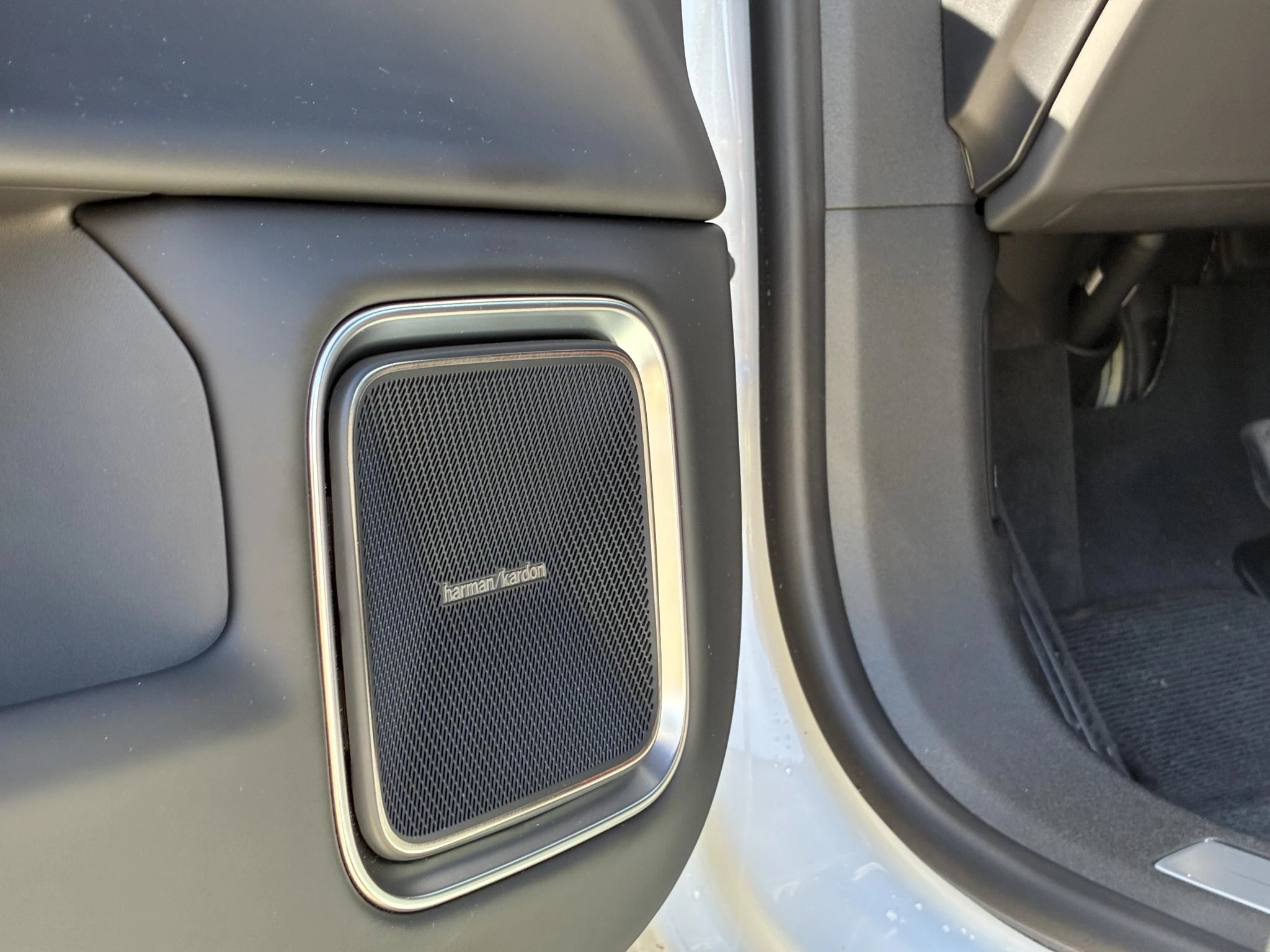 Polestar-4-image-12