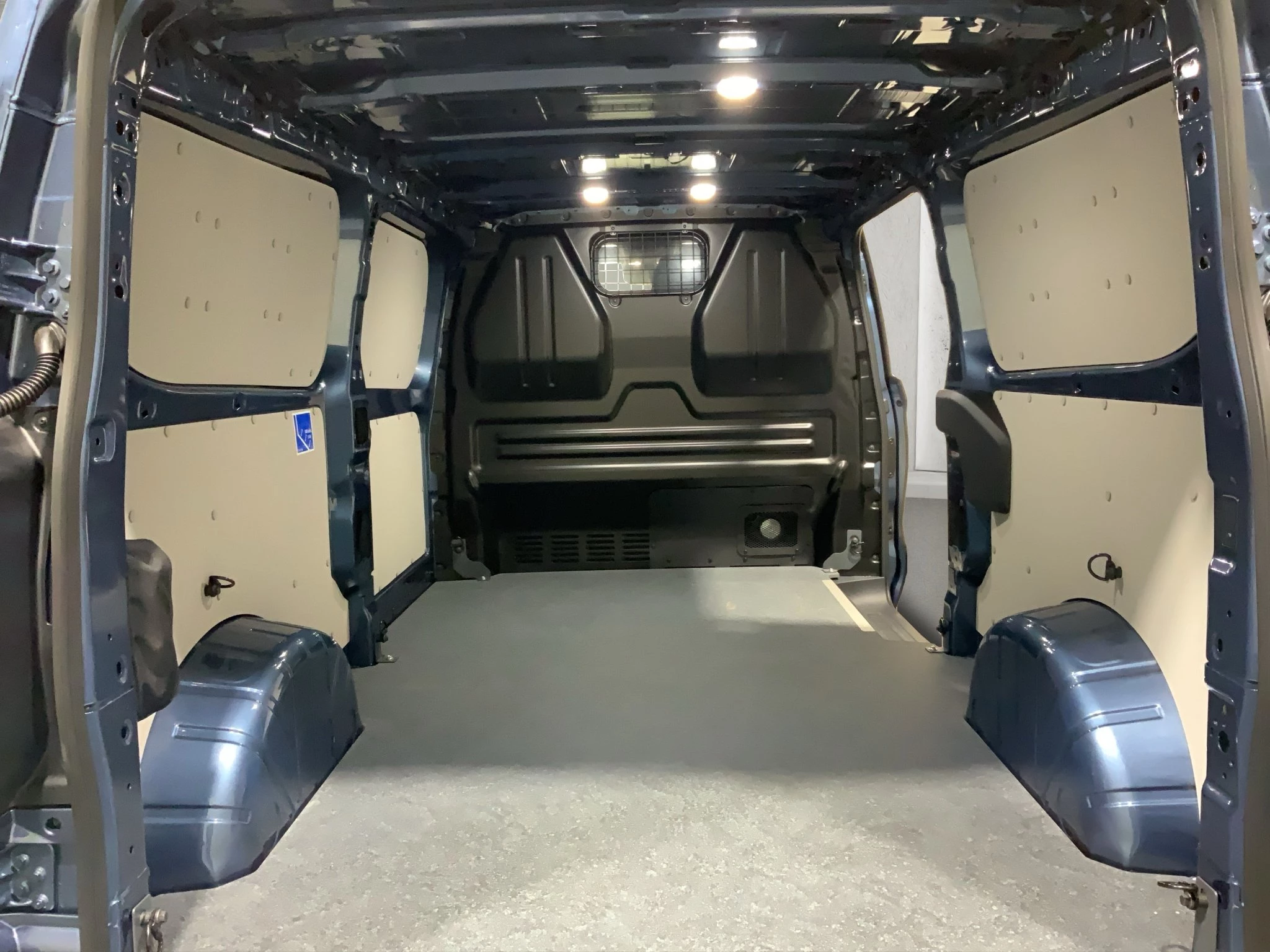 Ford-Transit Custom-image-14