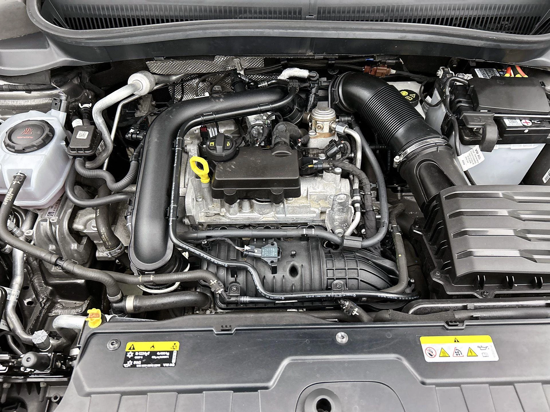 Volkswagen-T-Cross-image-30