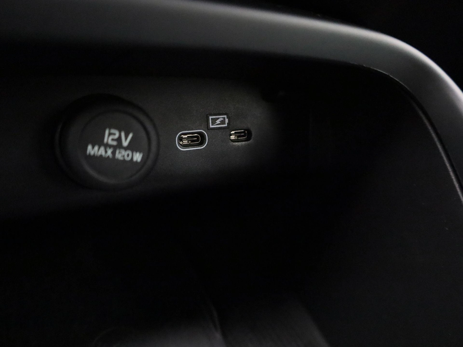 Volvo-XC40-image-25