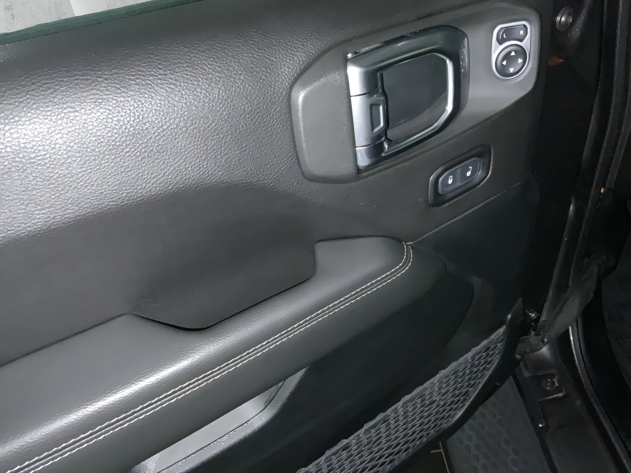 Jeep-Wrangler-image-7