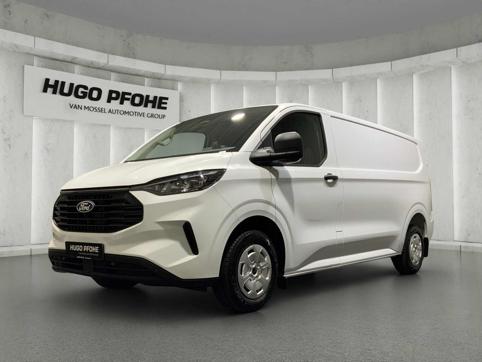 Ford-Transit Custom-image-0