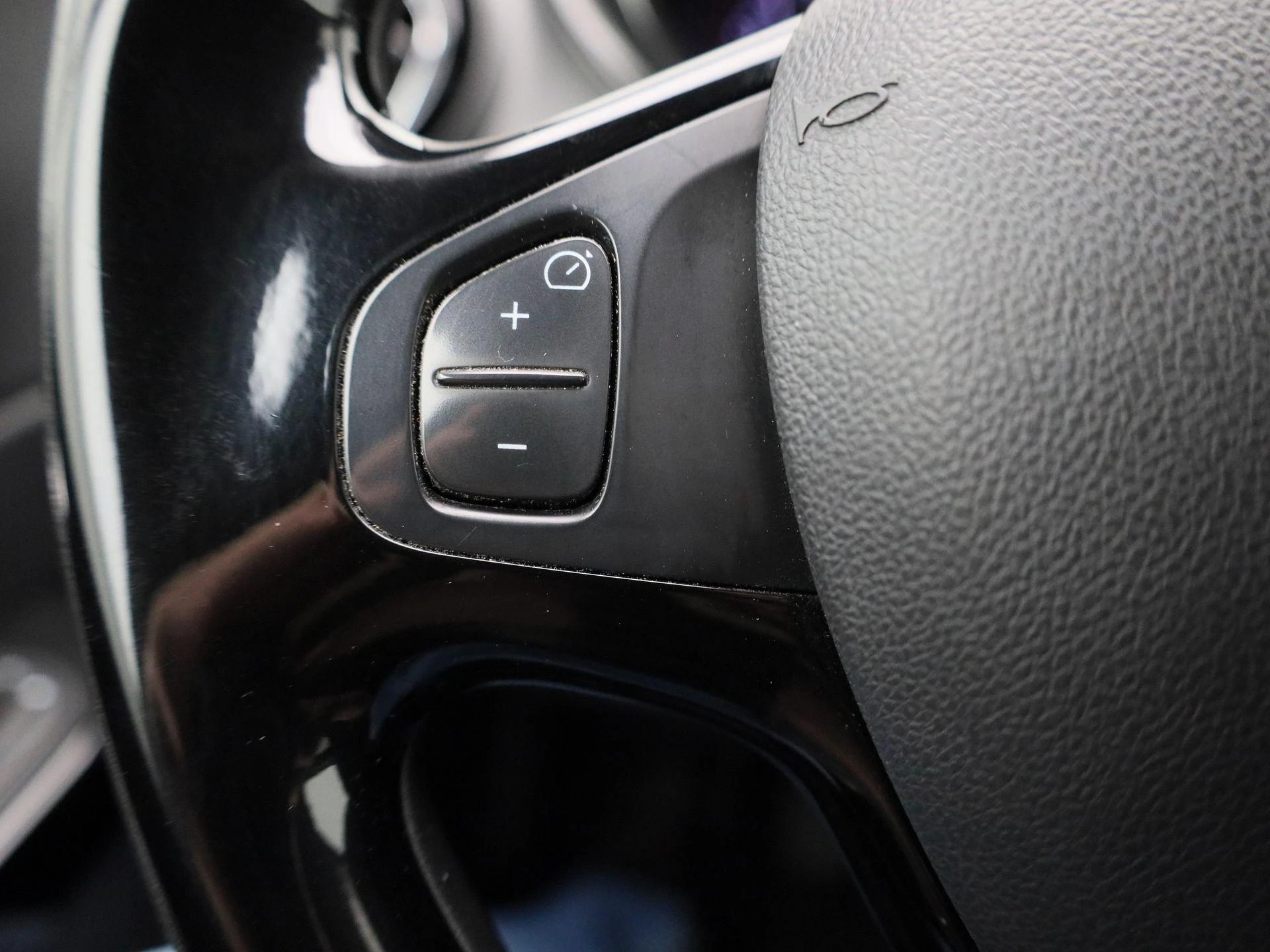 Renault-Captur-image-16