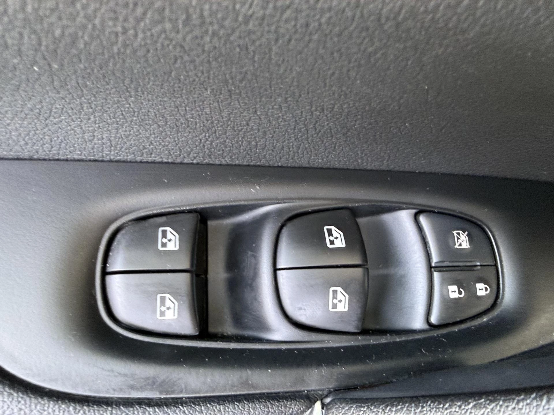 Nissan QASHQAI 1.3 DIG-T Premium Edition 140PK