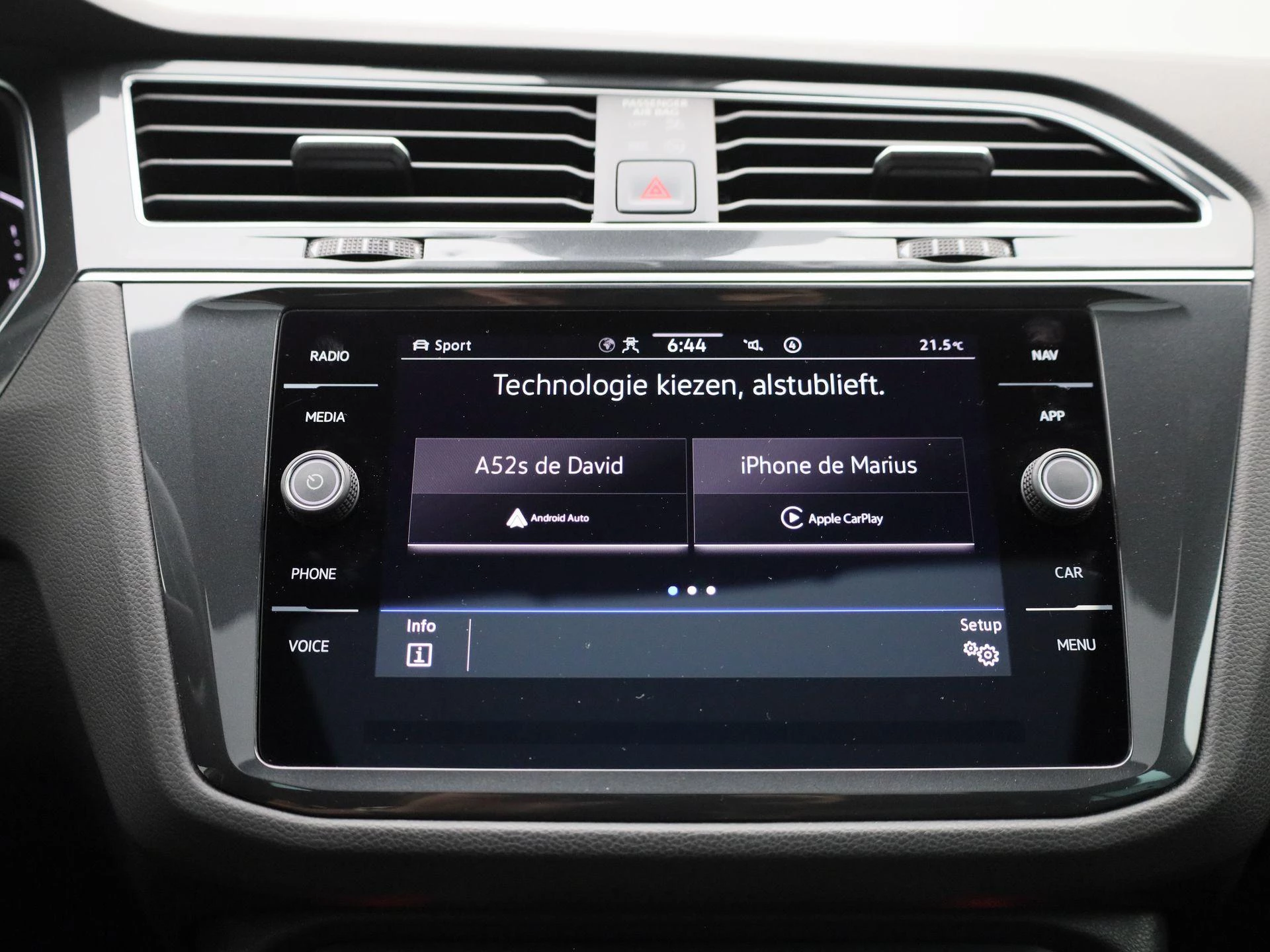 Volkswagen-Tiguan-image-21