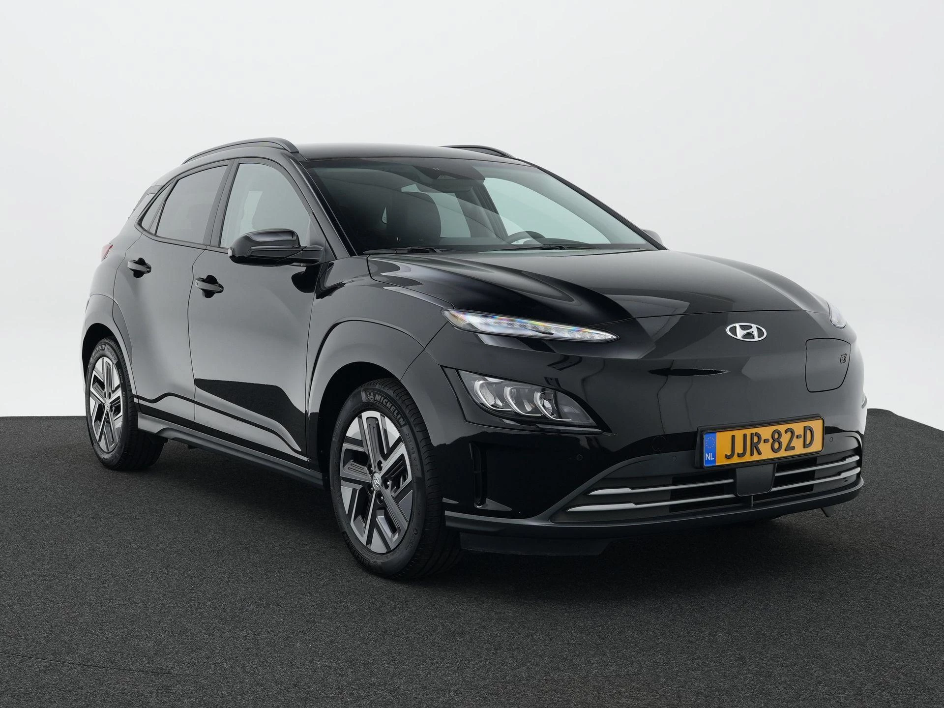 Hyundai Kona EV Premium 64 kWh