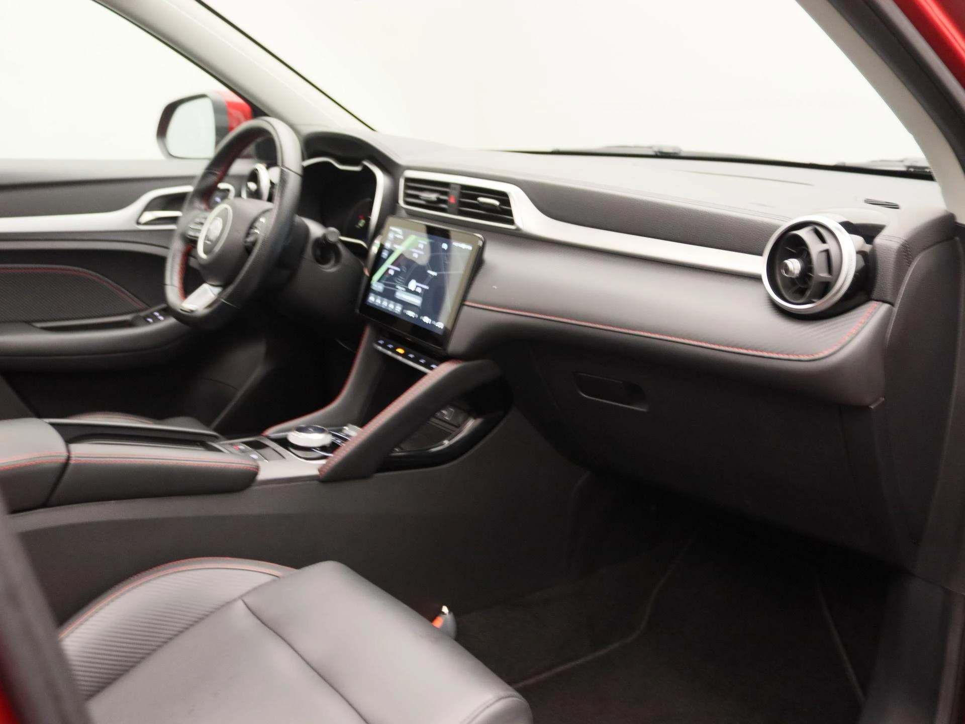 MG-ZS EV-image-23
