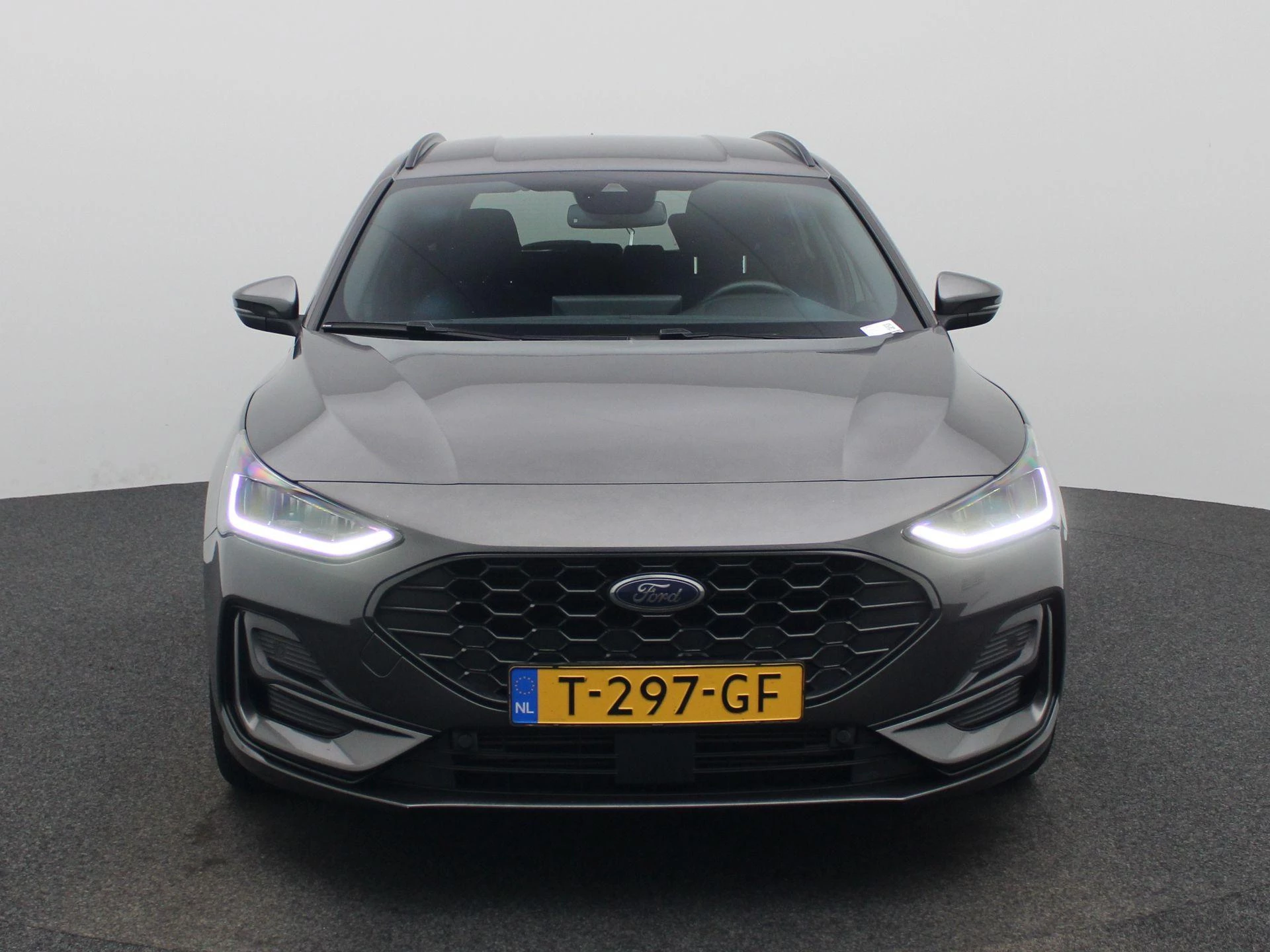 Ford Focus Wagon 1.0 EcoBoost Hybrid ST Line X