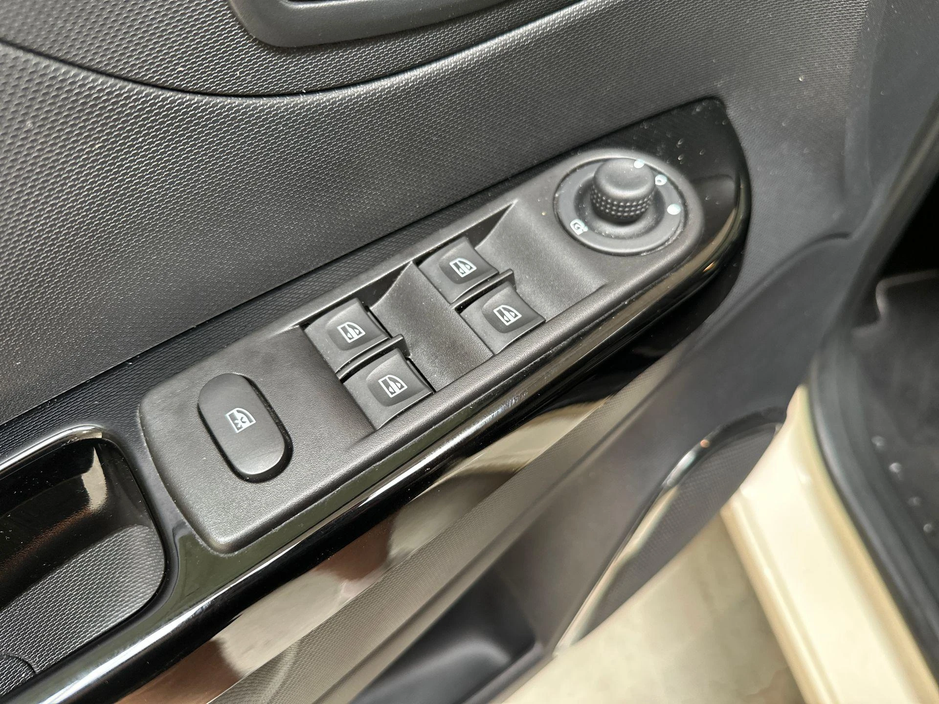 Renault Captur 1.2 TCe Dynamique 120PK