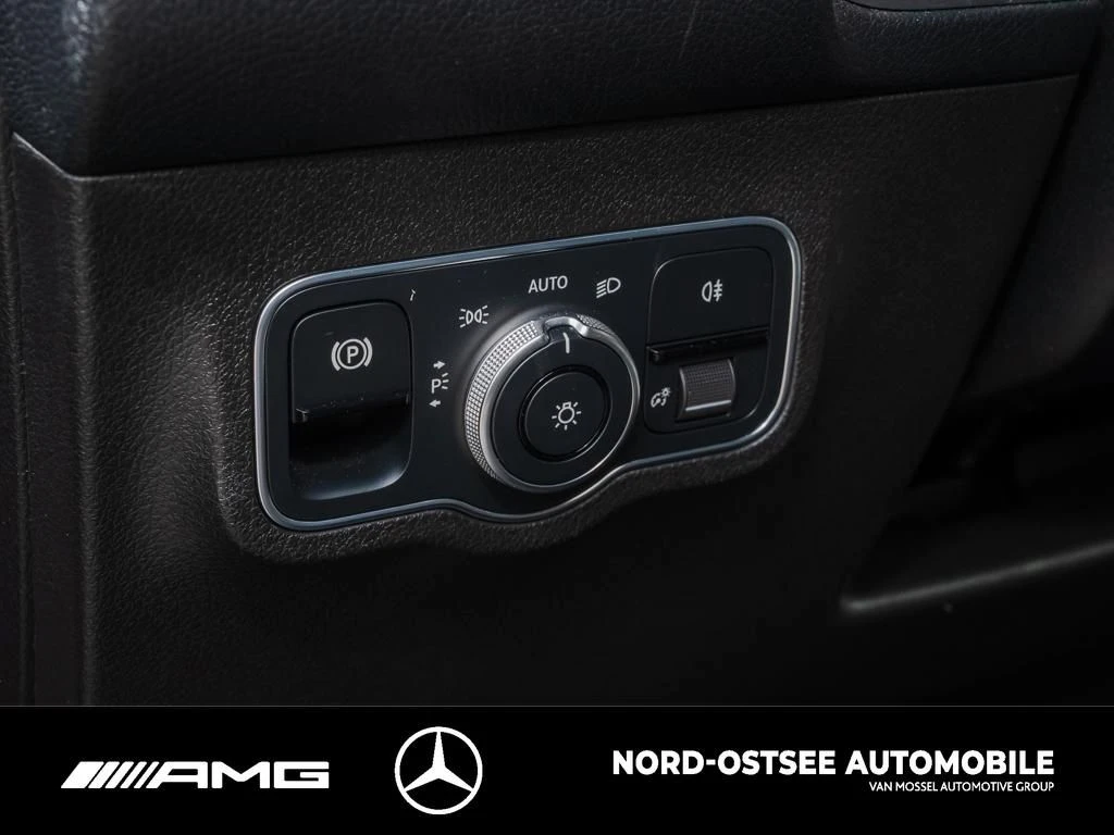 Mercedes-Benz GLB 200 AMG NIGHT KAMERA NAVI PREM. MULTIBEAM AMG Line