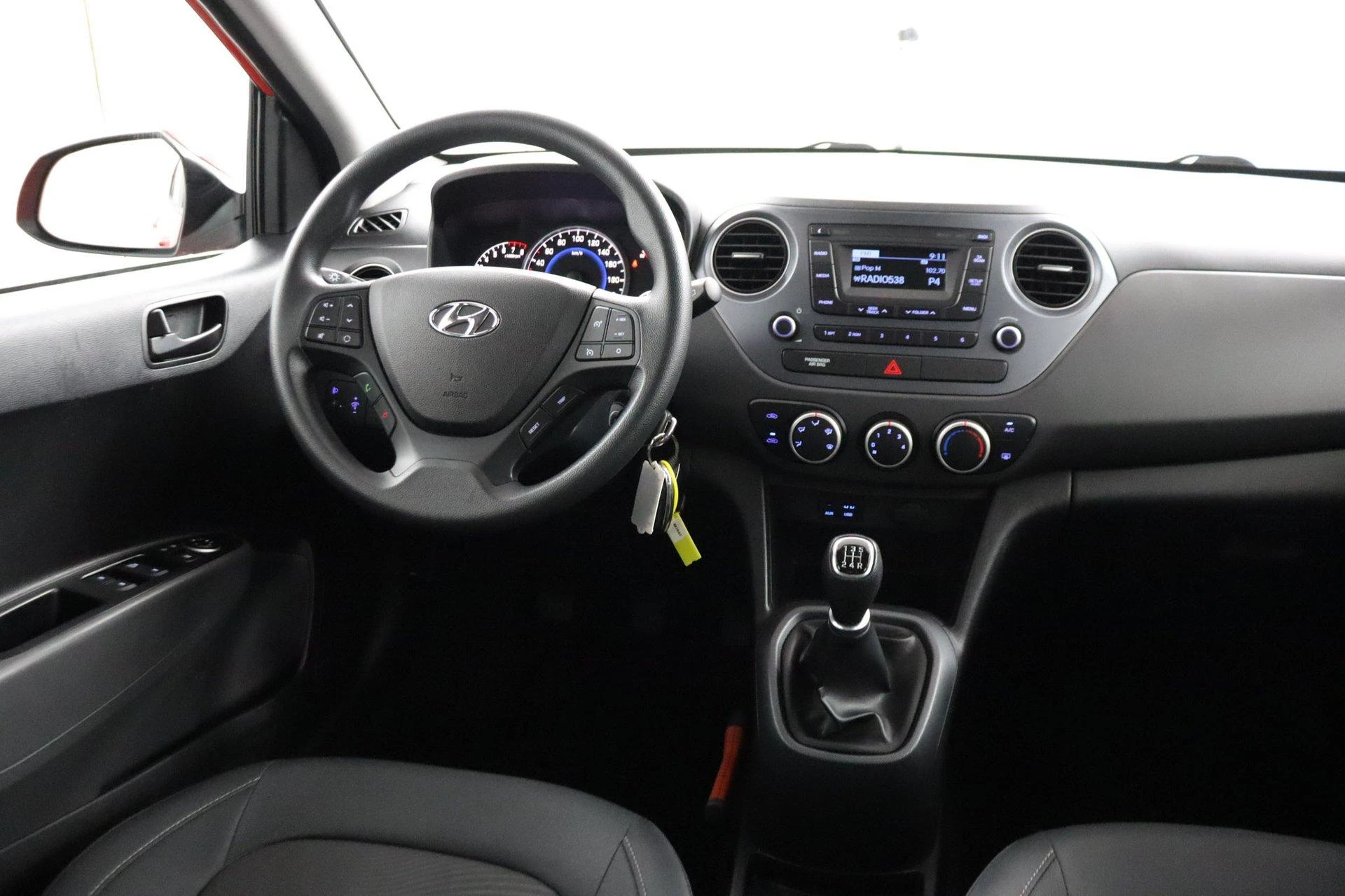 Hyundai-i10-image-48