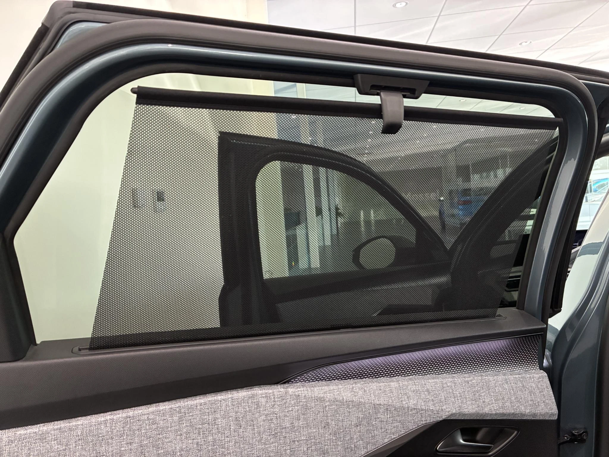 Peugeot-e-5008-image-16