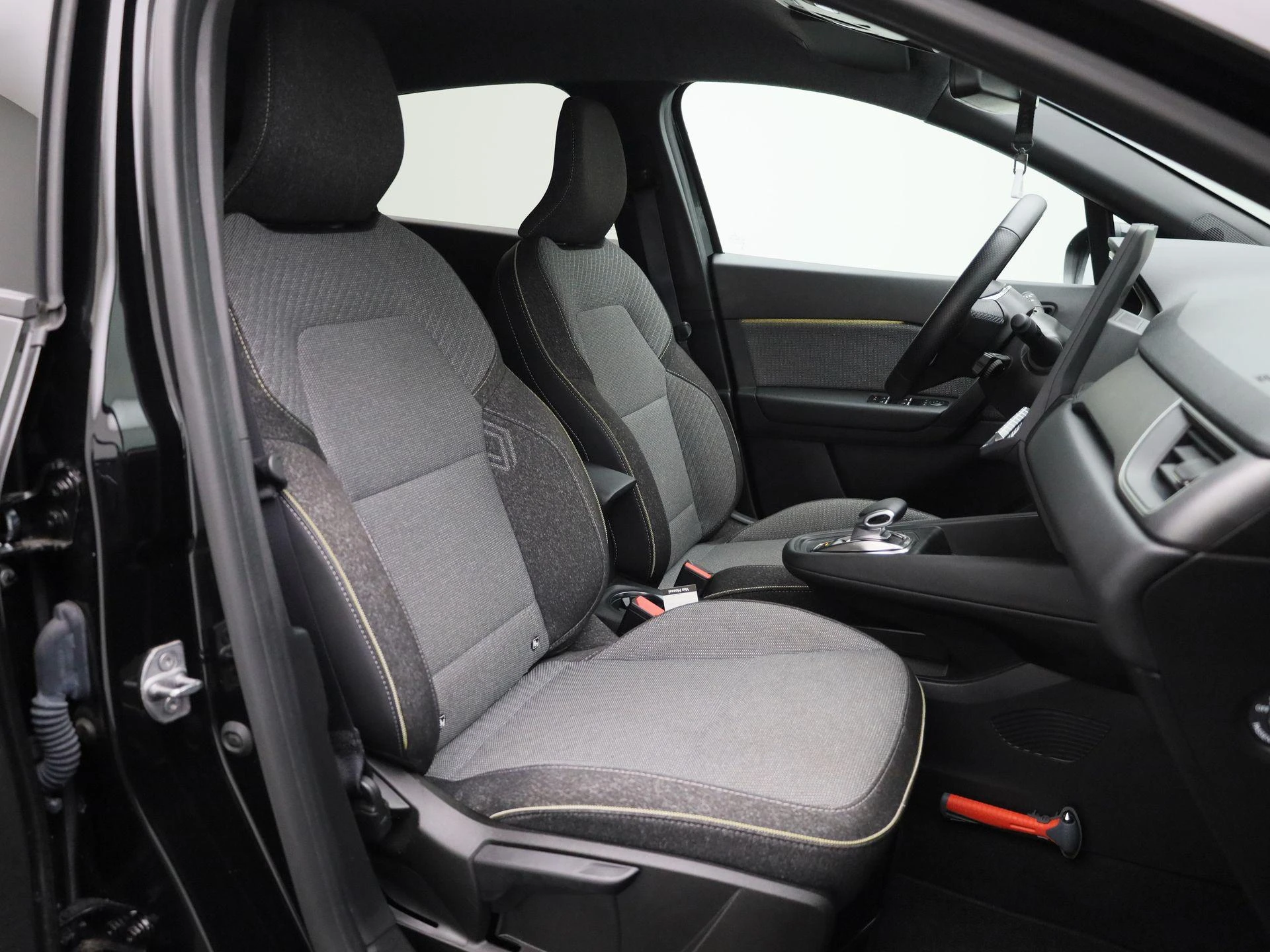 Renault-Captur-image-30