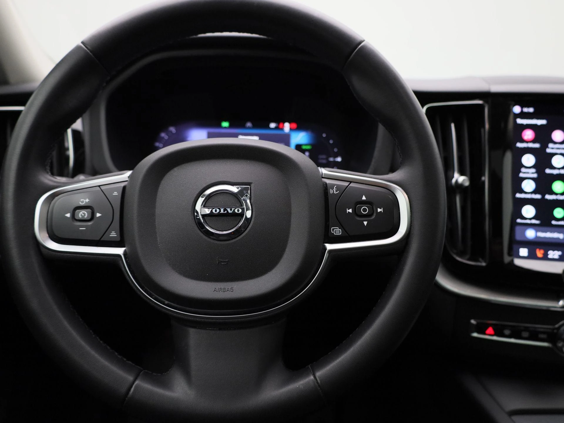 Volvo-XC60-image-6