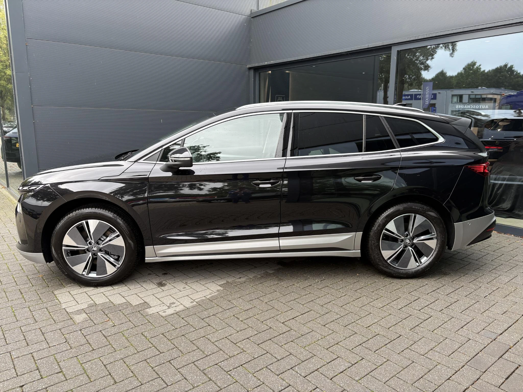Škoda-Enyaq iV-image-6