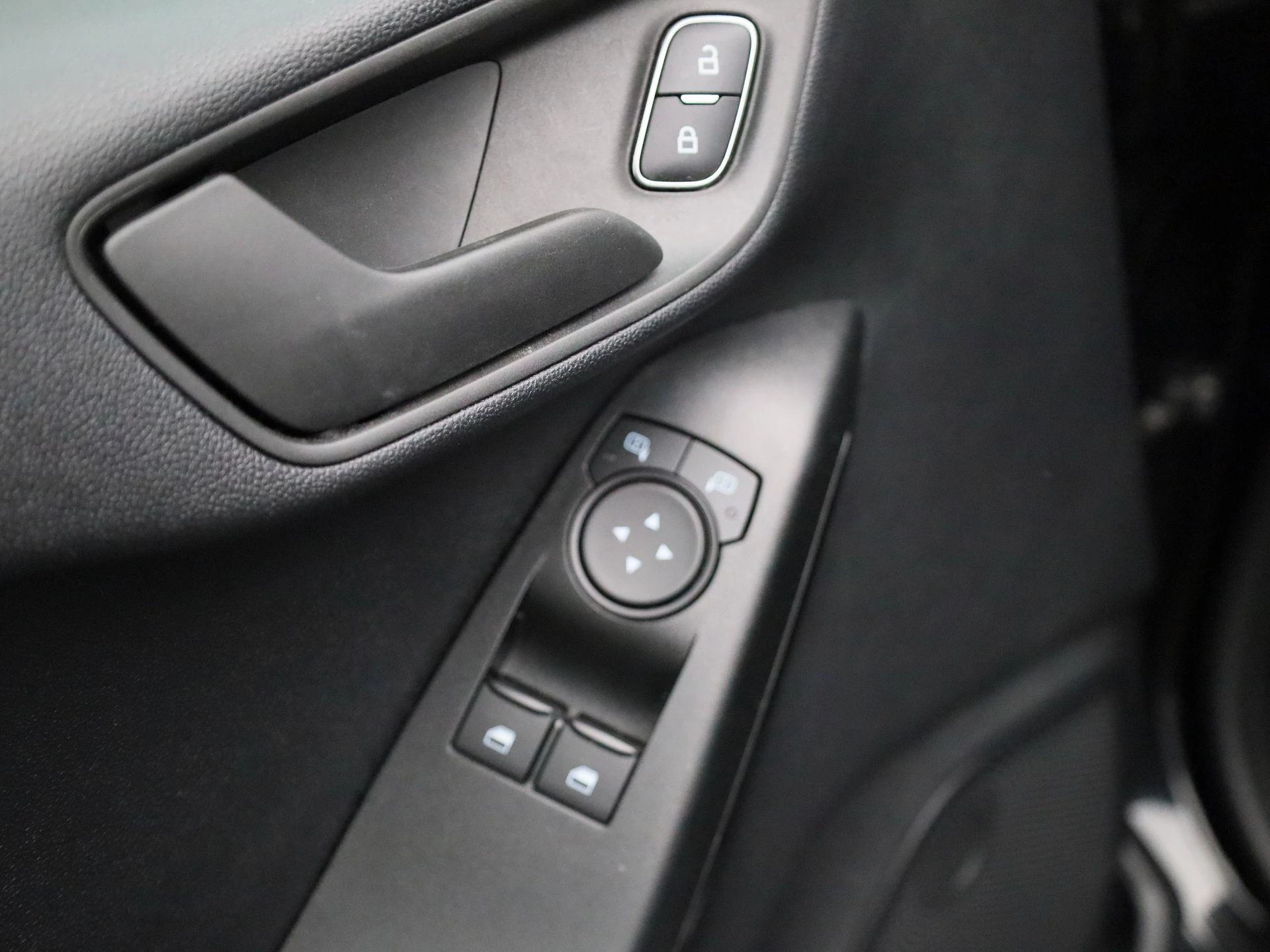 Ford-Fiesta-image-25